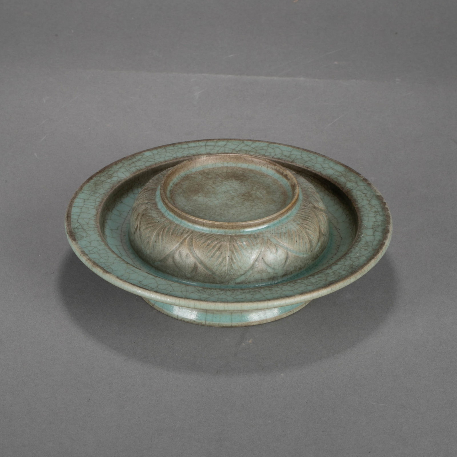 Song Celadontea bowl stand (1 of 7)