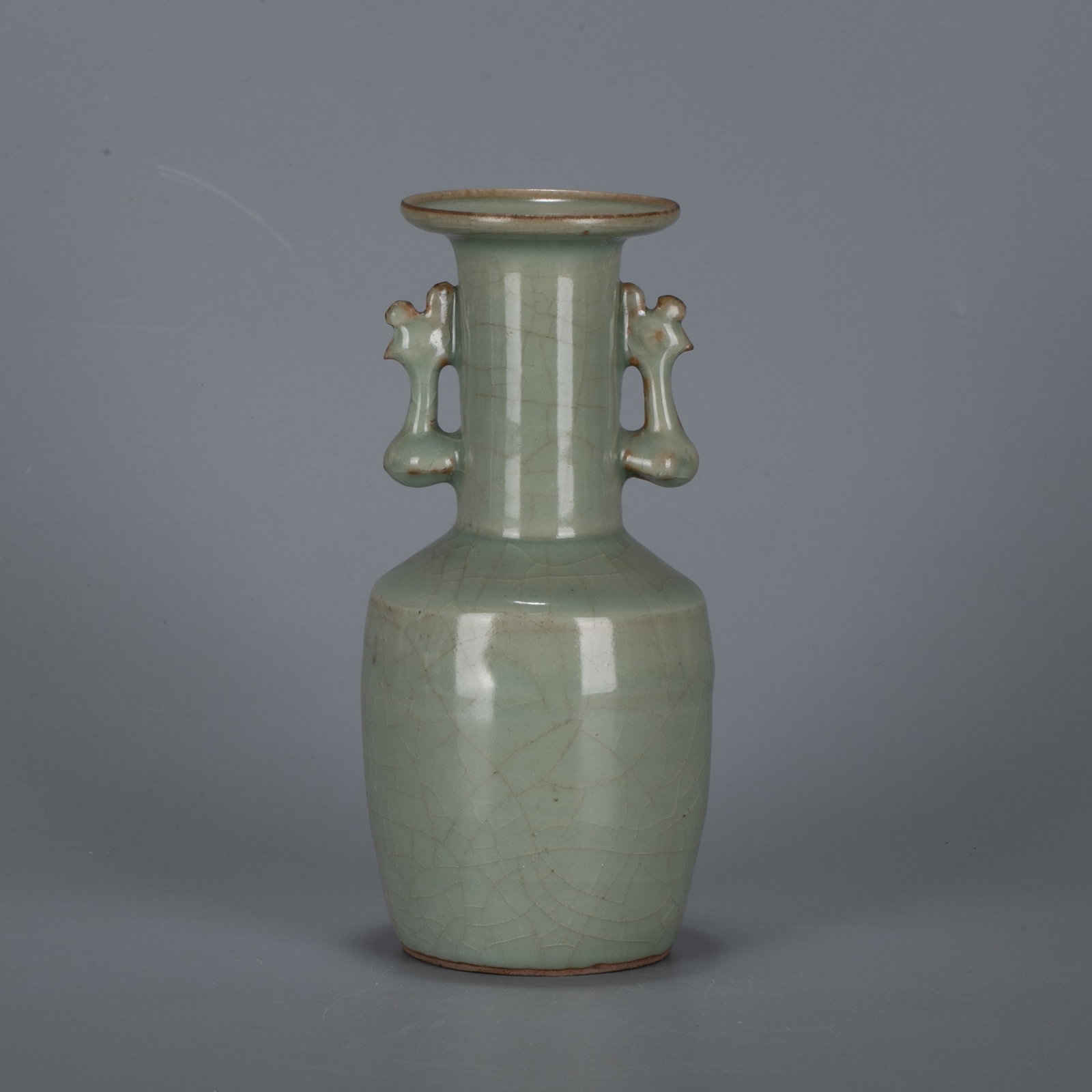 Song Longquan warephoenix-shaped handles bottle (1 of 4)