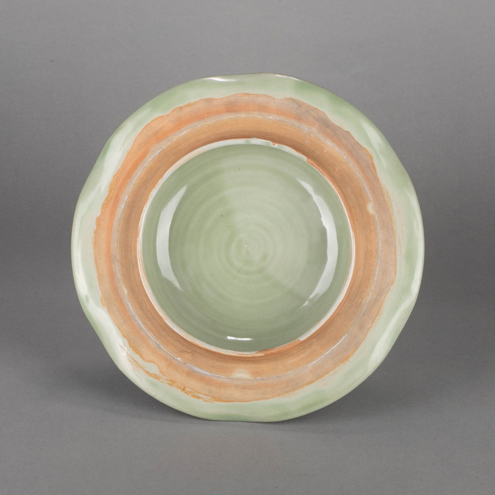 Celadon covered pot - 8