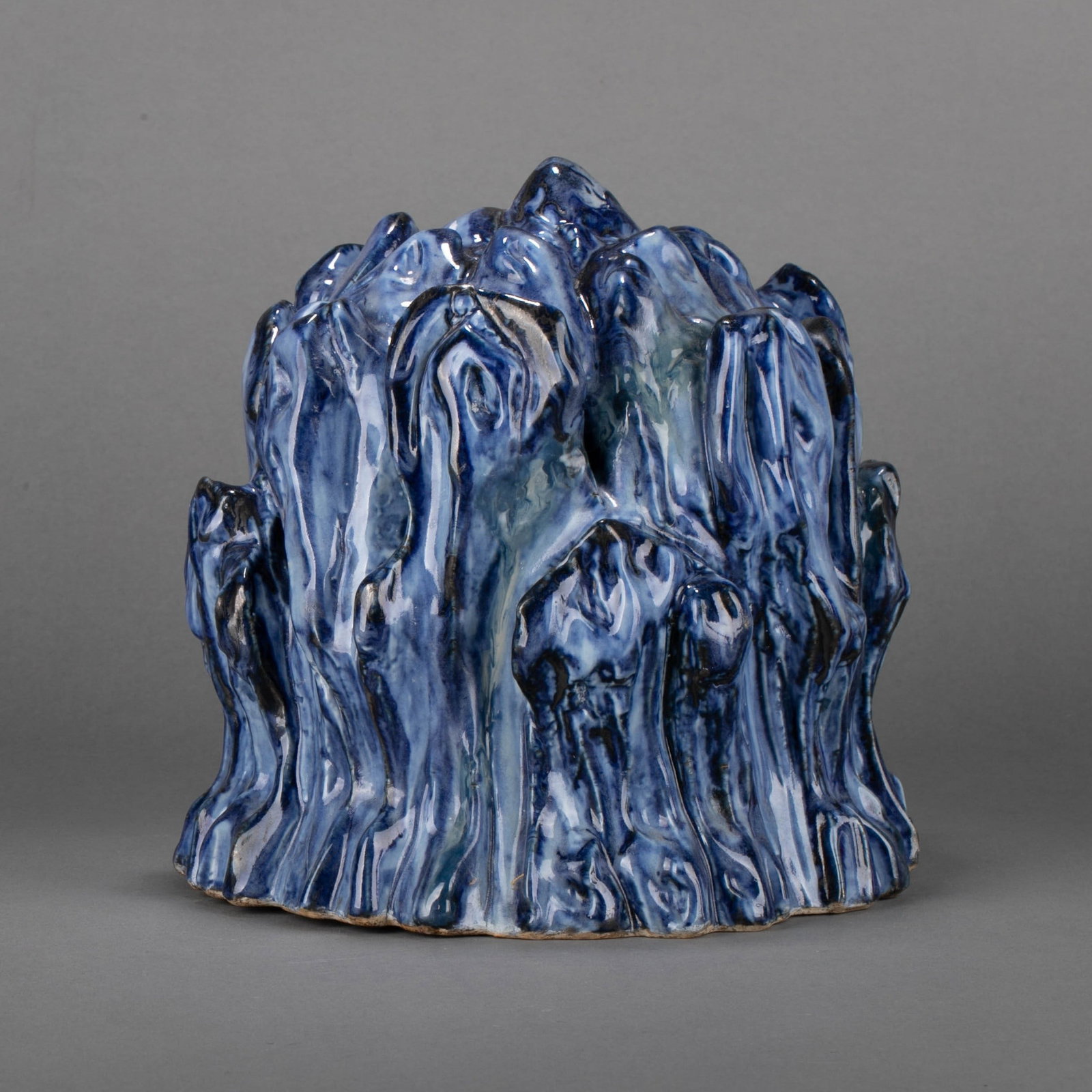 Ming Dynasty antique dyed with mountain-shaped ornaments (1 of 5)