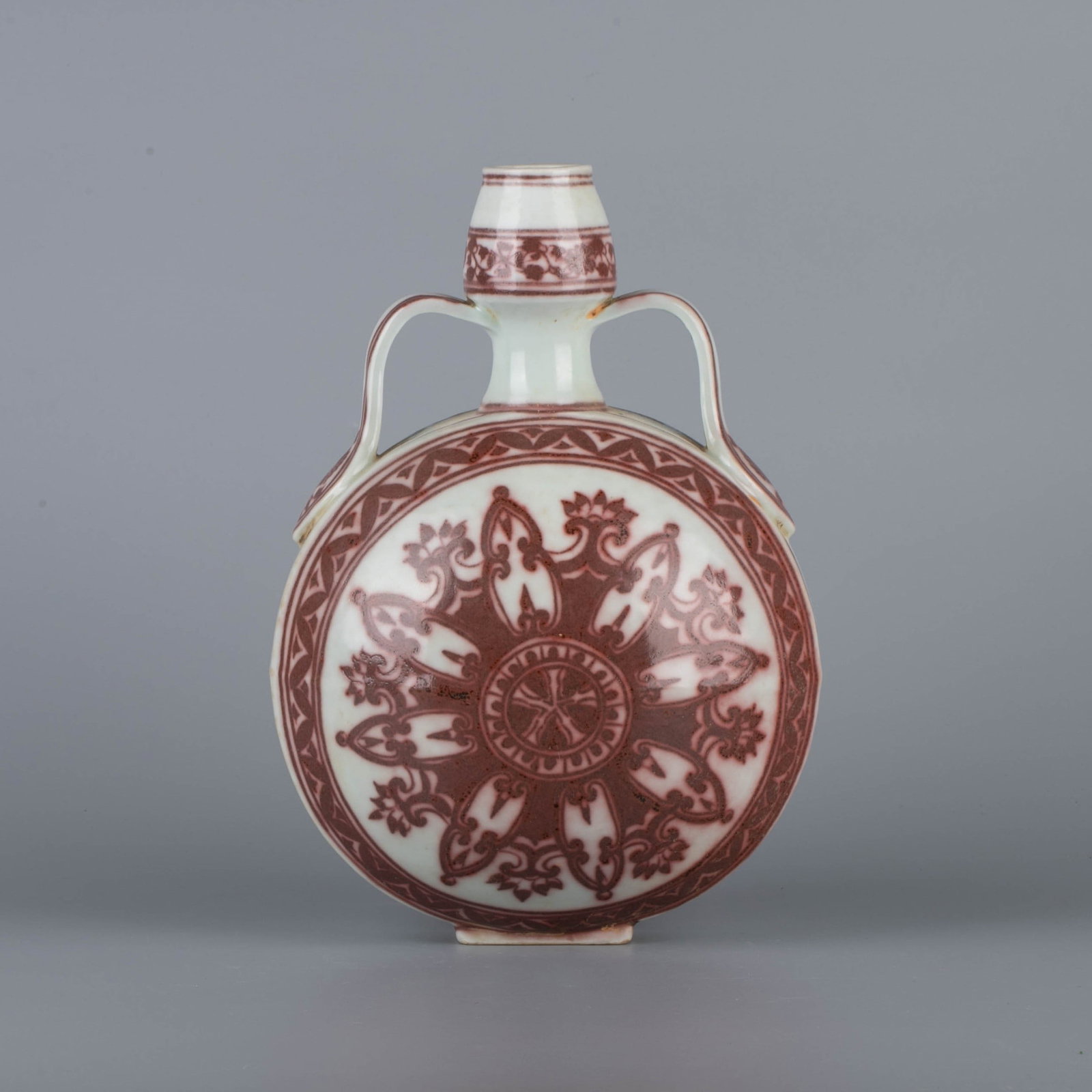 Ming Dynasty underglaze red moon vase with Falun pattern (1 of 5)