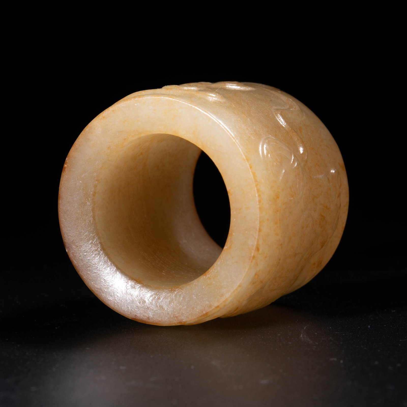 Hotan Topaz Embossed Chilong Pattern Ring Ring - 6