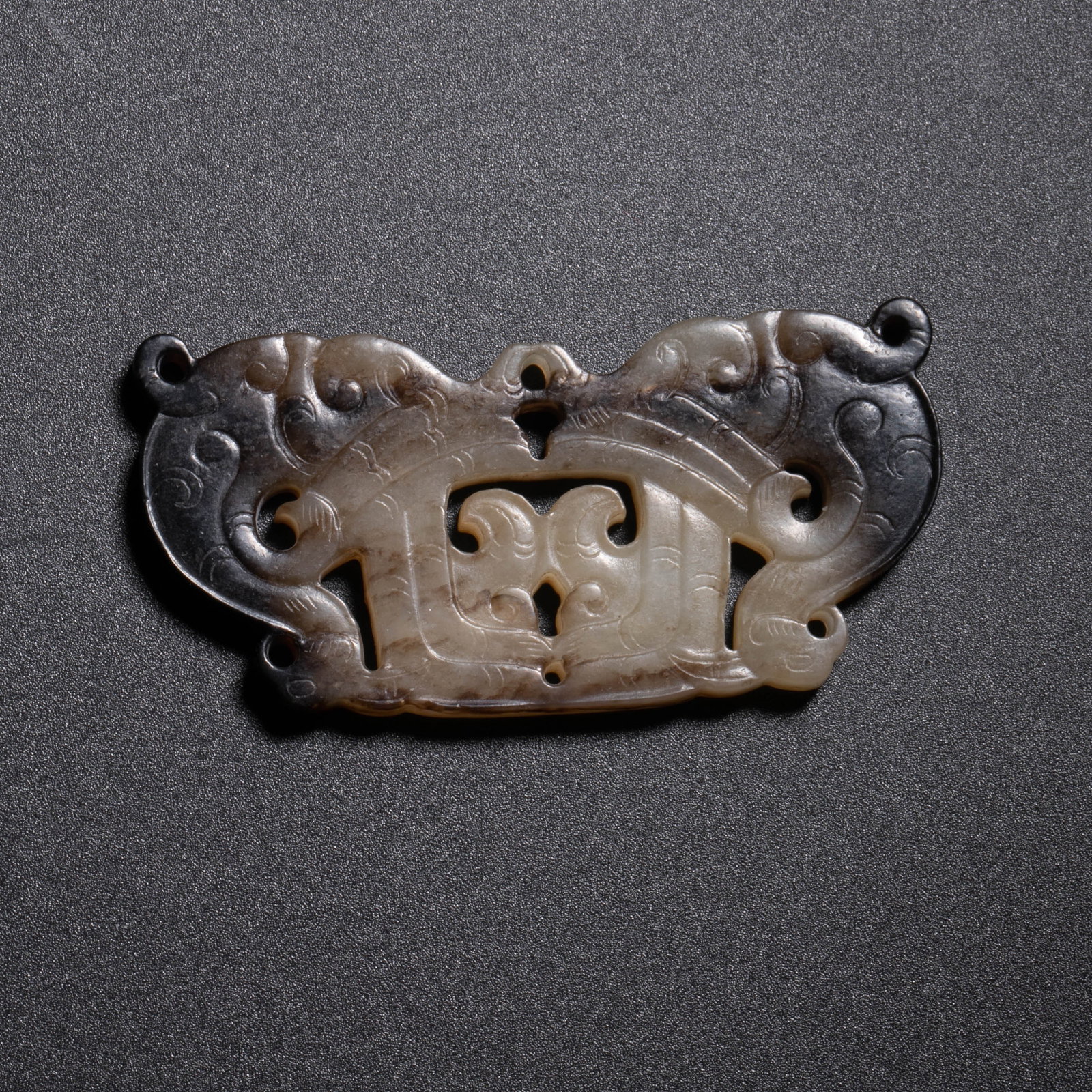 Warring States period white jade phoenix: Warring States period white jade phoenix