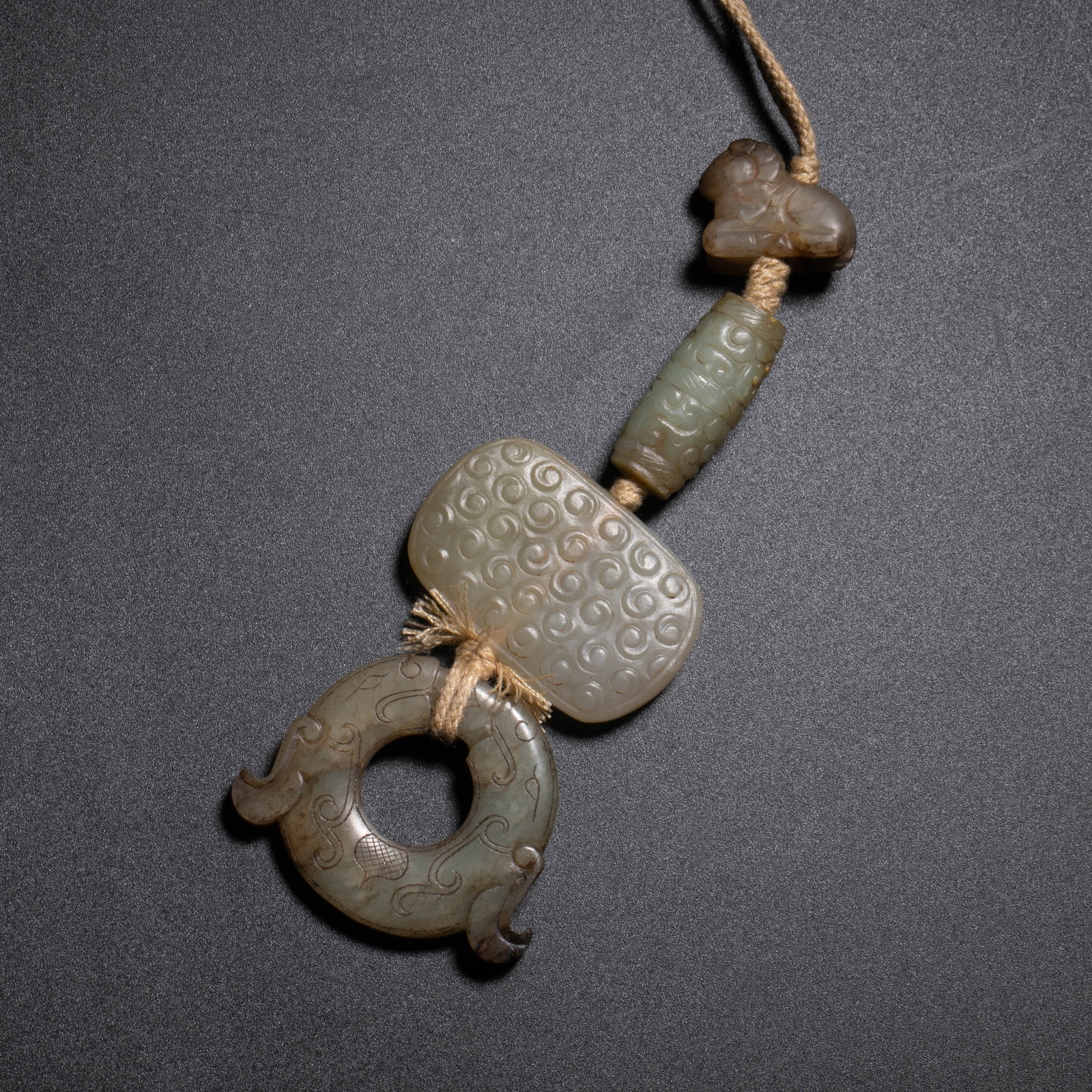 Warring States period jade pendant 4 points: Warring States period jade pendant 4 points