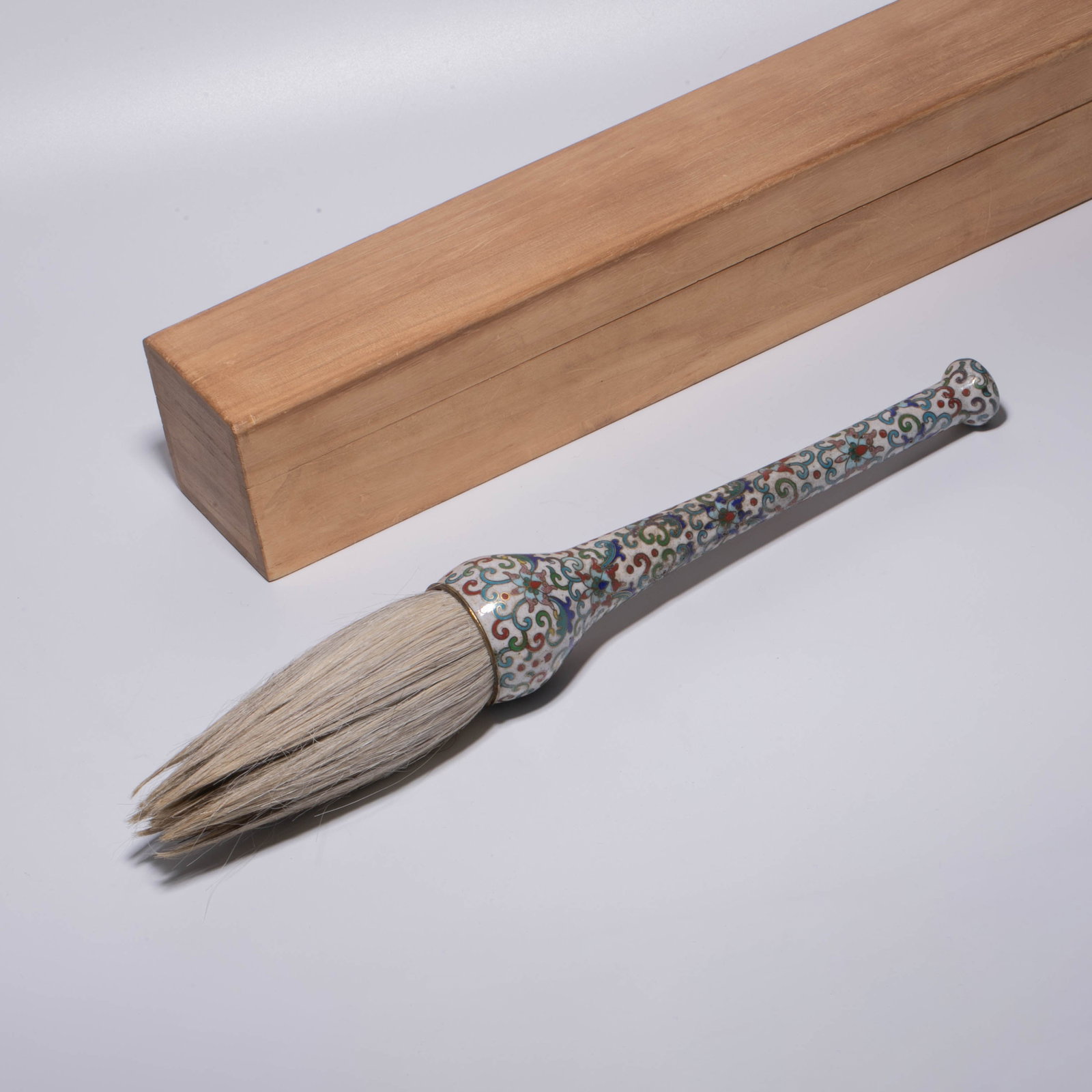 Qing dynasty cloisonne enamel Tang grass pattern brush (1 of 7)