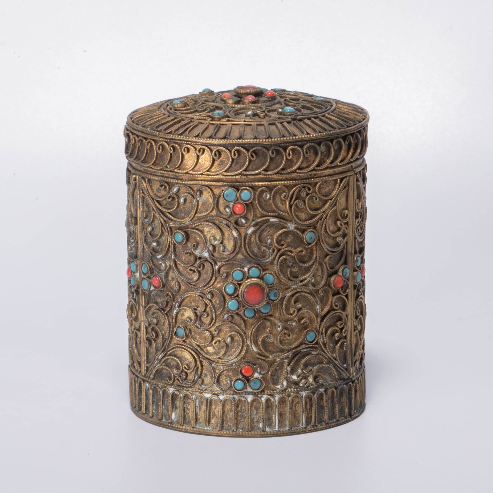 Copper wire inlaid treasure box: Copper wire inlaid treasure box