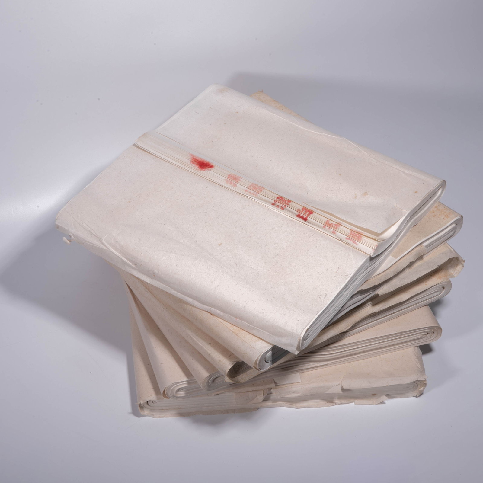 In the 1980s, Red Star brand cotton material was cut in half for 6 knives: In the 1980s, Red Star brand cotton material was cut in half for 6 knives