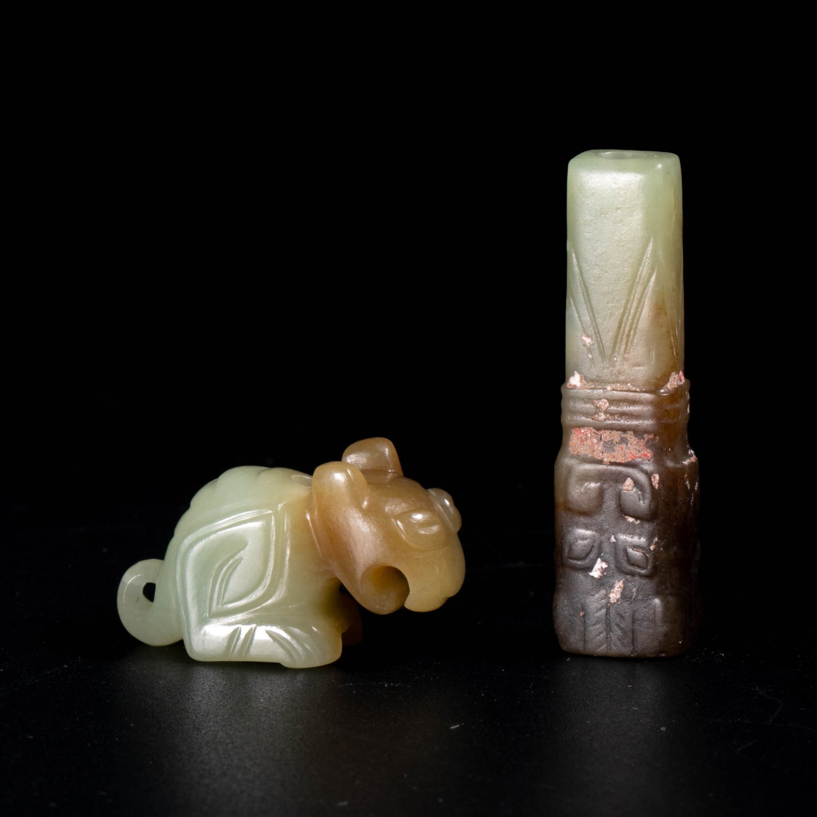 Shang Jade Tiger with Animal Face: Shang Jade Tiger with Animal Face