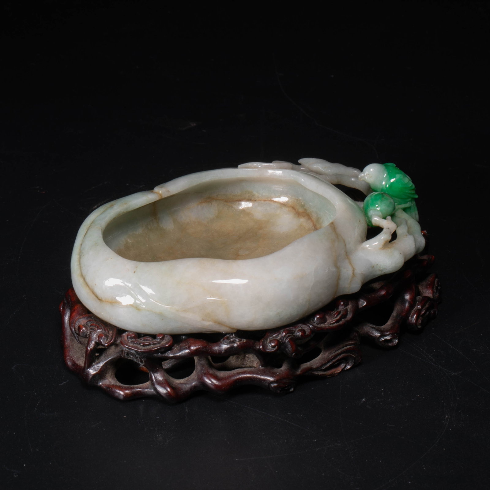 Qing dynasty jadeite brush washer with intricate carvings of flowers and birds (1 of 6)
