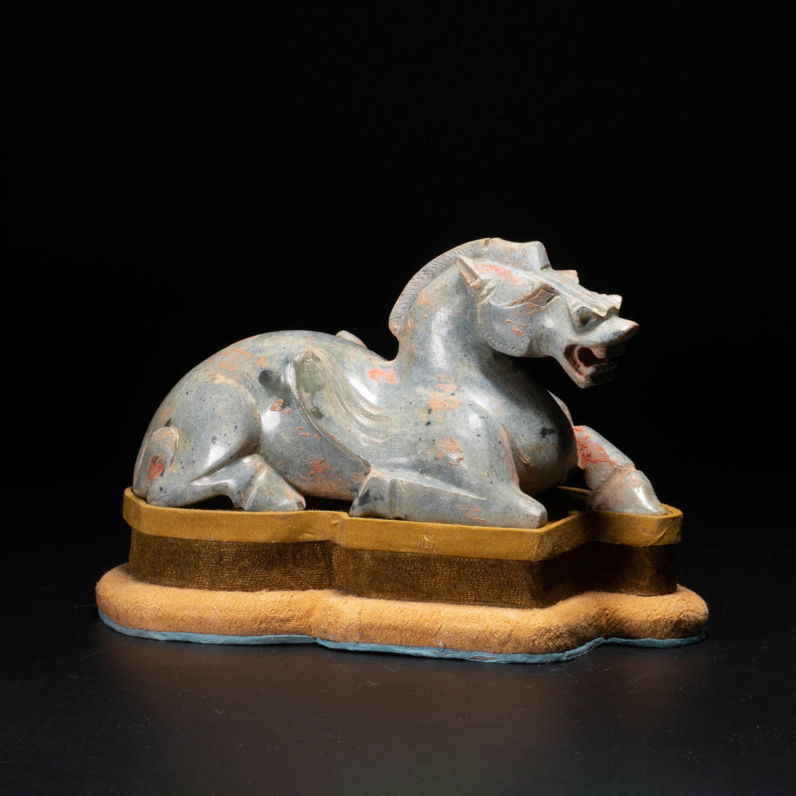 Han jade horse: Han jade horse