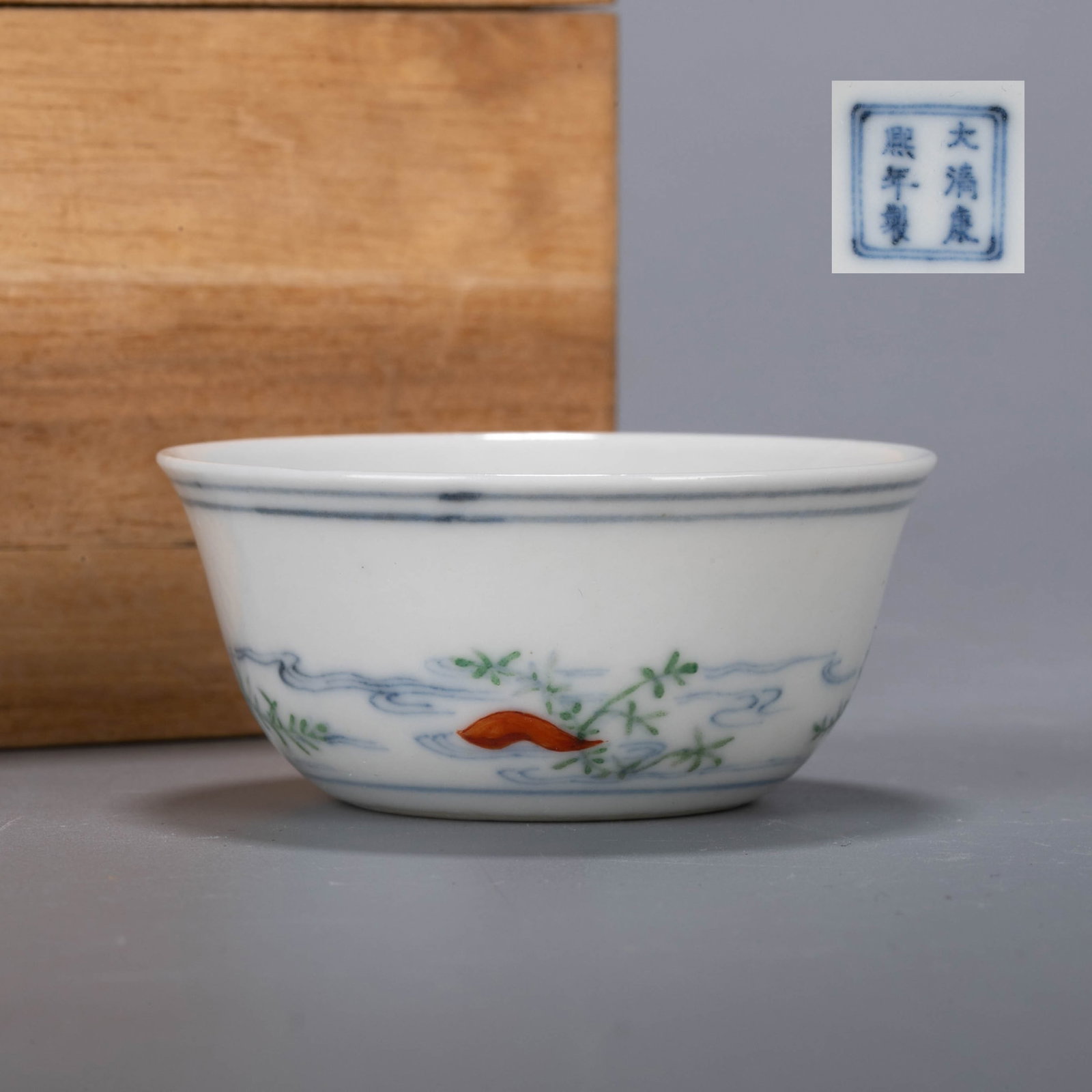 Qing Emperor Kangxi's Falling Flowers and Flowing Water Cup: Qing Emperor Kangxi's Falling Flowers and Flowing Water Cup