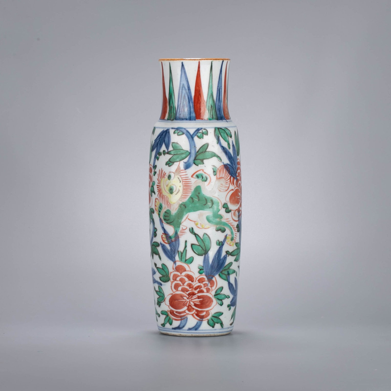 Shunzhi Blue and White Colorful Lion with Peony Pattern Vase, Qing Dynasty: Shunzhi Blue and White Colorful Lion with Peony Pattern Vase, Qing Dynasty