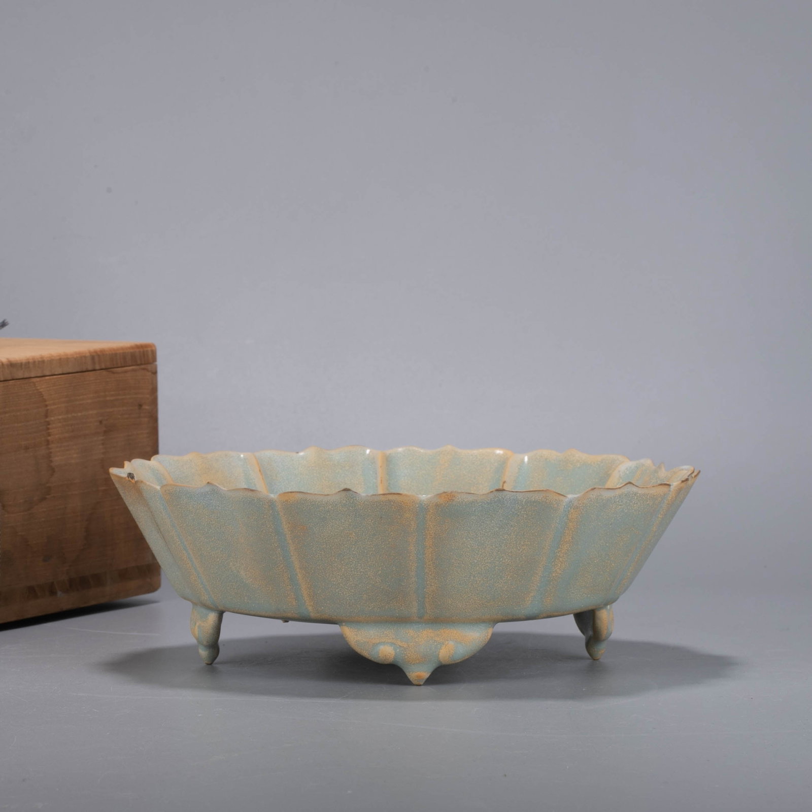Henan celadon bowl: Henan celadon bowl