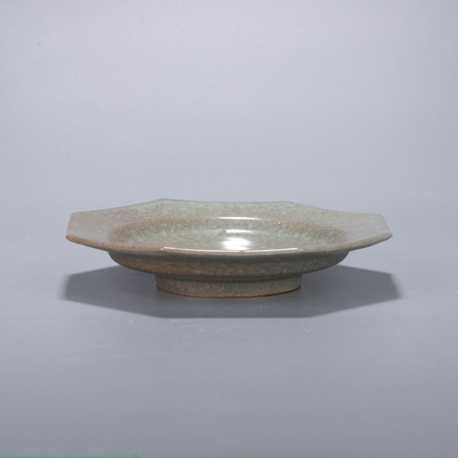 Longquan celadon octagonal dish - 4
