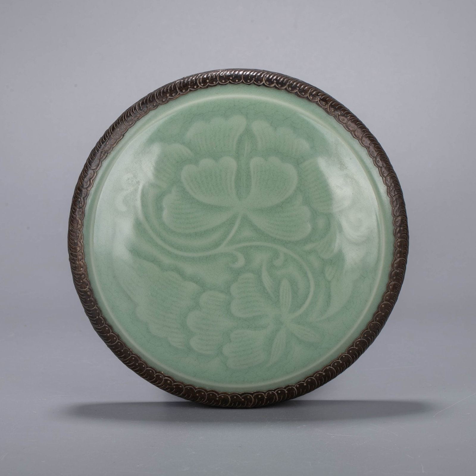 Longquan celadon incense box - 7
