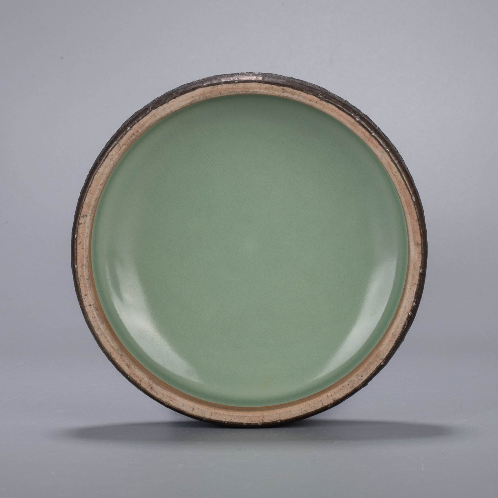 Longquan celadon incense box - 8