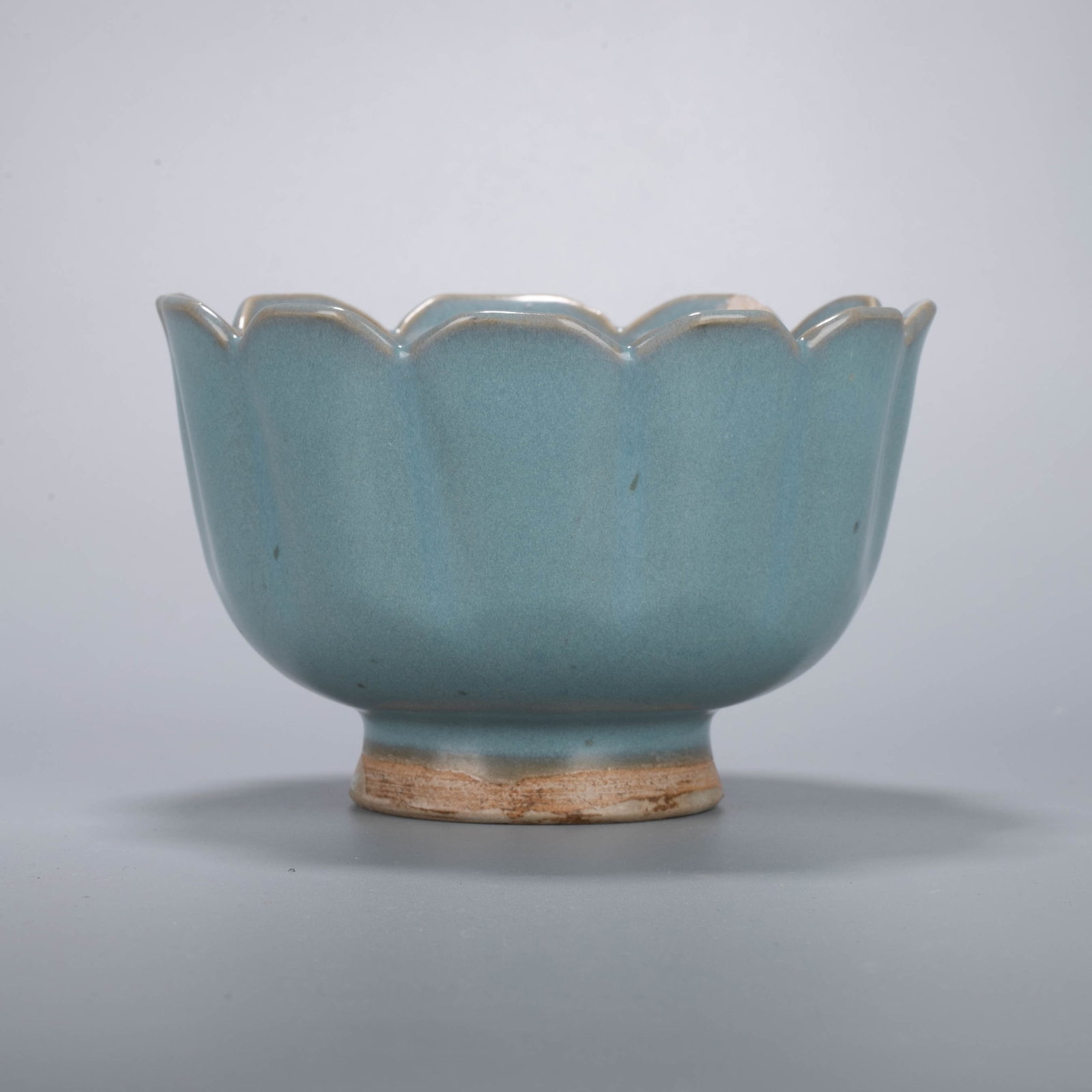 Song Jun ware Wheel Flower Bowl: Song Jun ware Wheel Flower Bowl