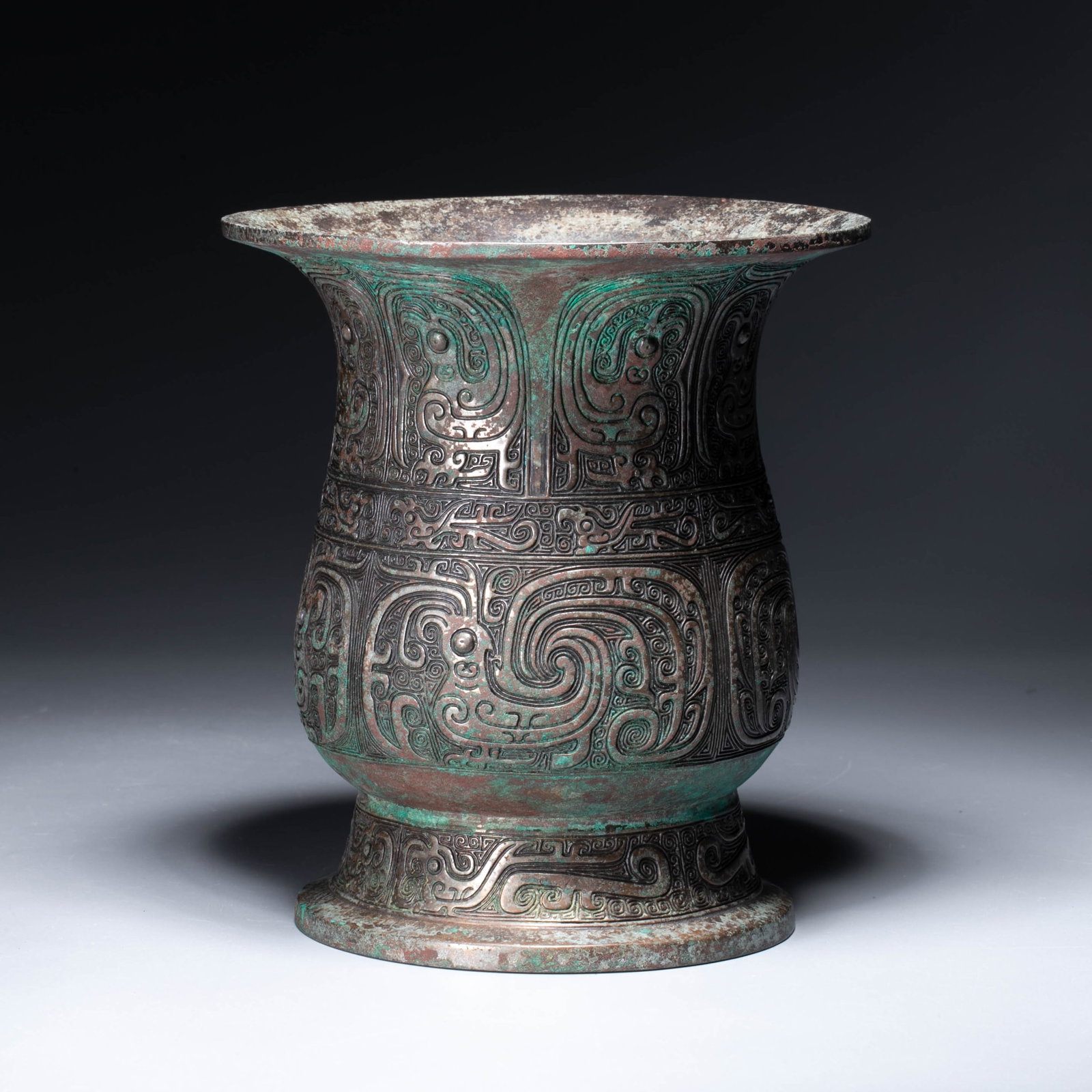 Western Zhou Bronze Zun (1 of 6)