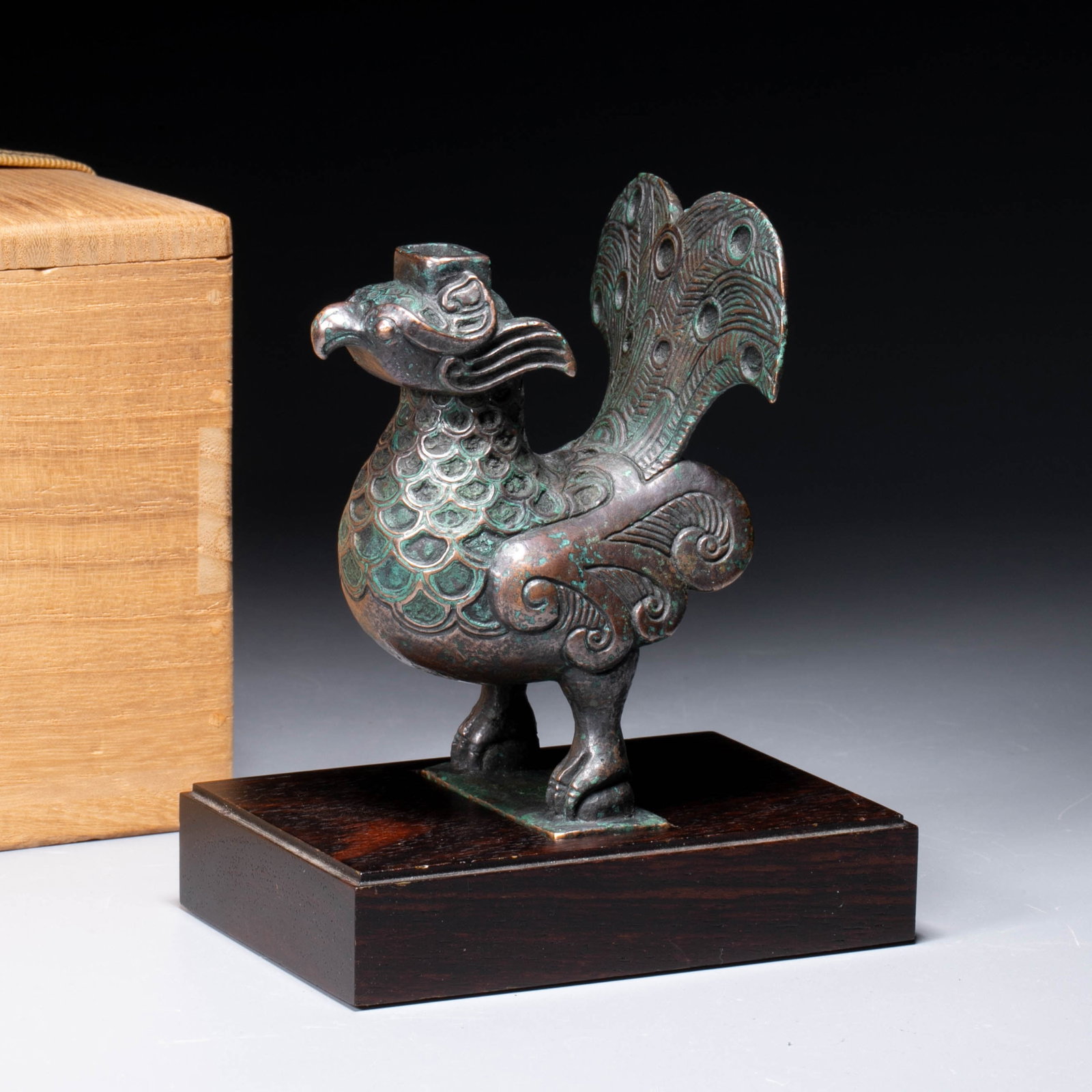 Song Dynasty bird-shaped bronze statue (1 of 8)