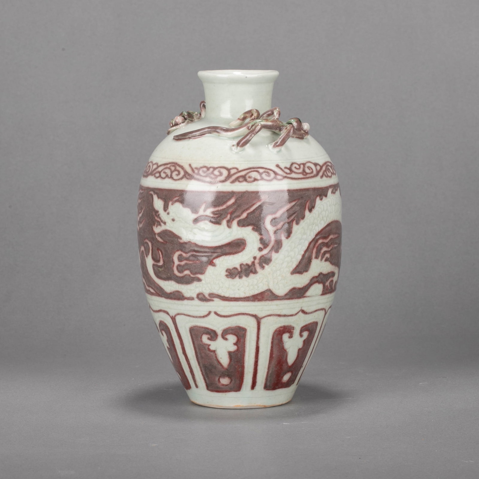 Yuan Dynasty underglaze red dragon pattern meiping vase (1 of 7)