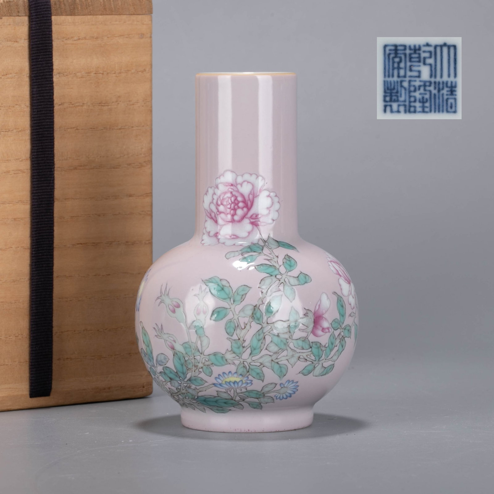 Qianlong period of Qing Dynasty, small pastel celestial vase (1 of 6)