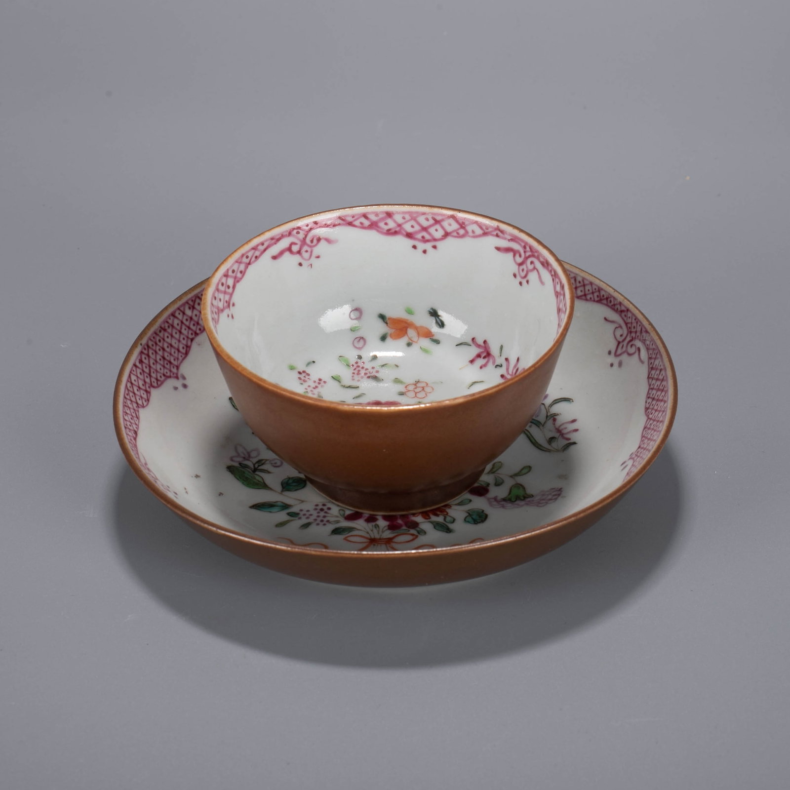 Qing Kangxi blue and white cup dish: Qing Kangxi blue and white cup dish