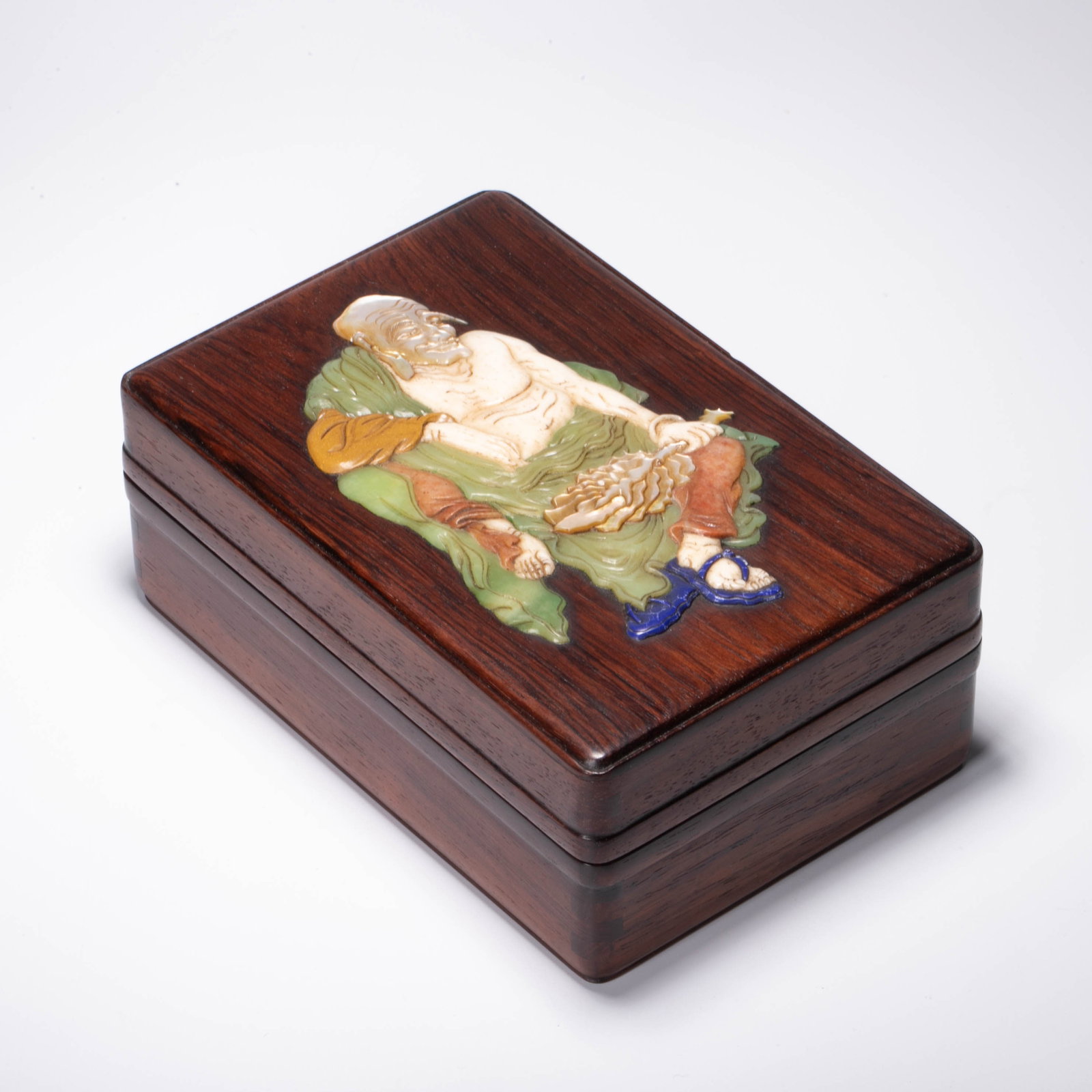 Qing Dynasty Tang wood inlaid with treasures Arhat box with lid: Qing Dynasty Tang wood inlaid with treasures Arhat box with lid