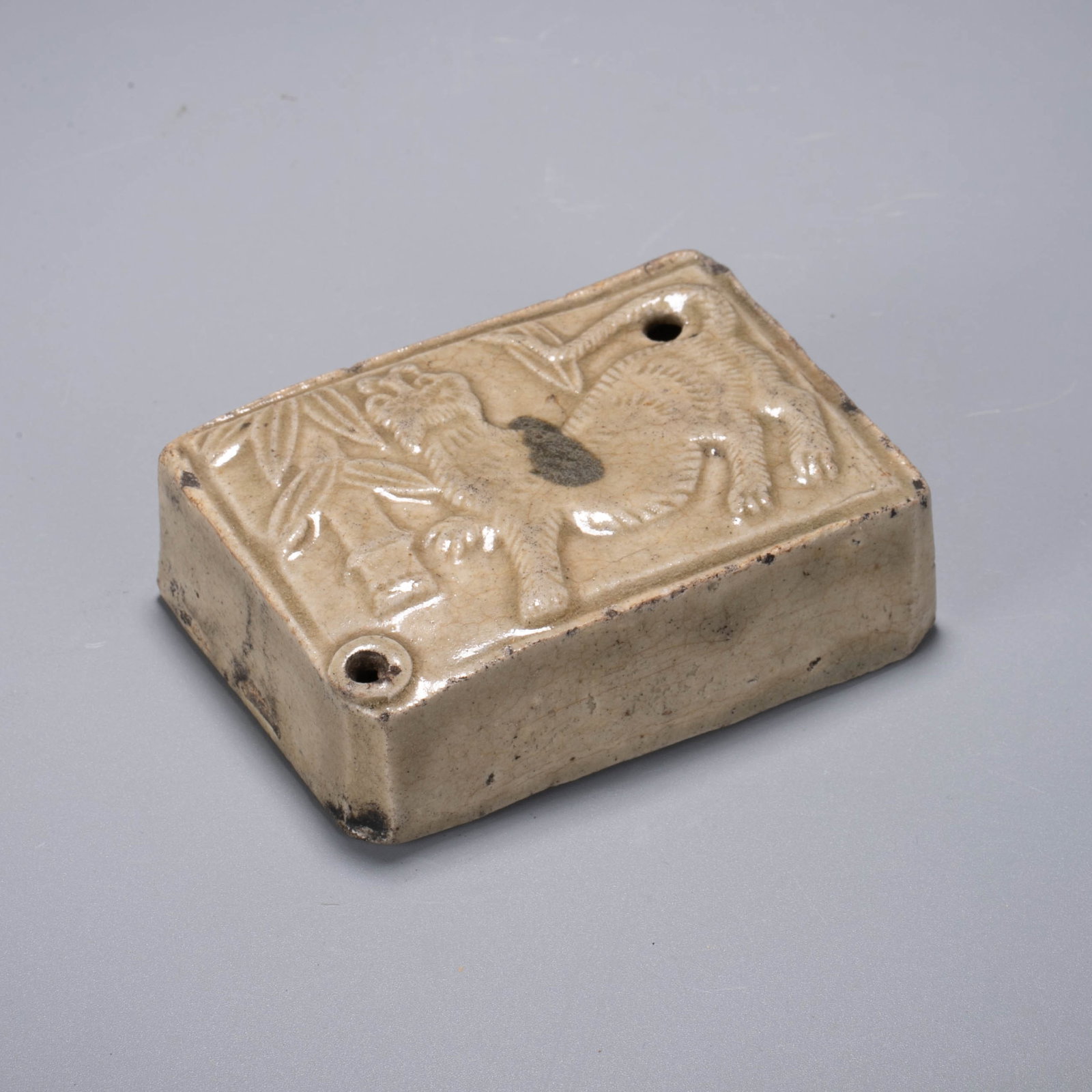 Ming Dynasty Zhangzhou Kiln Water Drops (1 of 7)