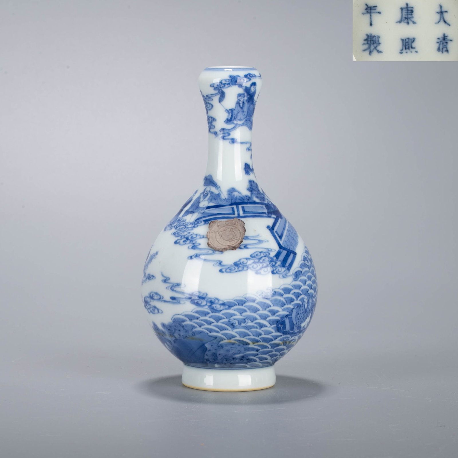 Emperor Kangxi of the Qing Dynasty reign-mark blue and white The Eight Immortals Making a Difference: Emperor Kangxi of the Qing Dynasty reign-mark blue and white The Eight Immortals Making a Difference in the Sea vase