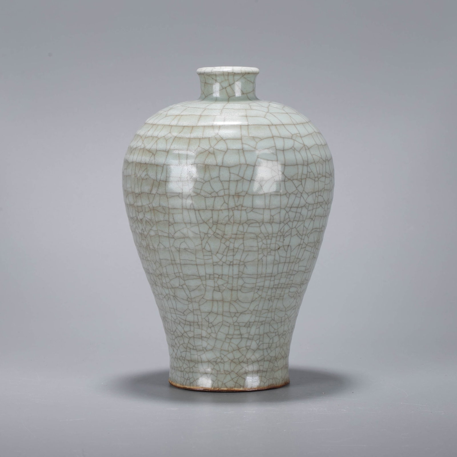 Longquan celadon meiping vase - 4