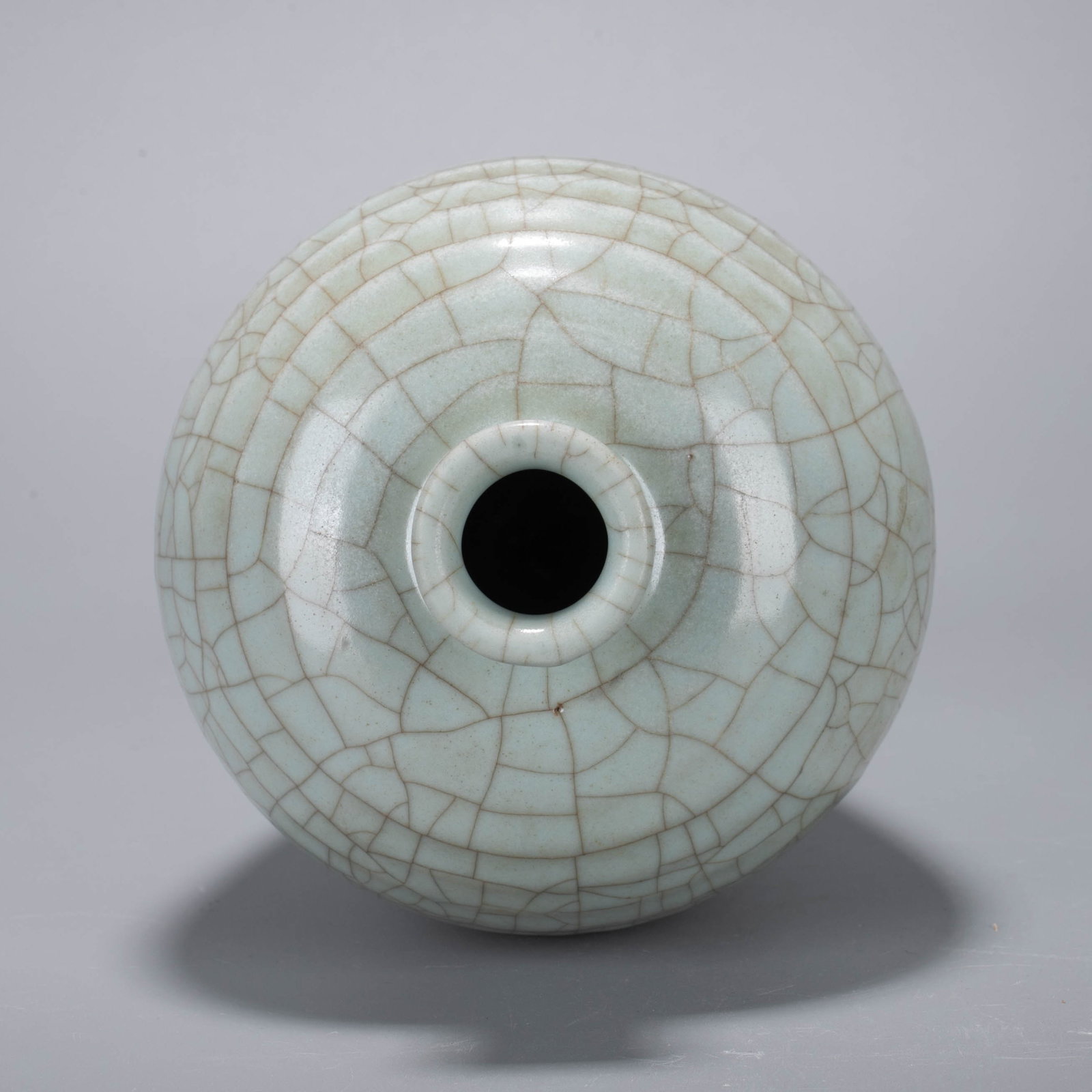 Longquan celadon meiping vase - 6