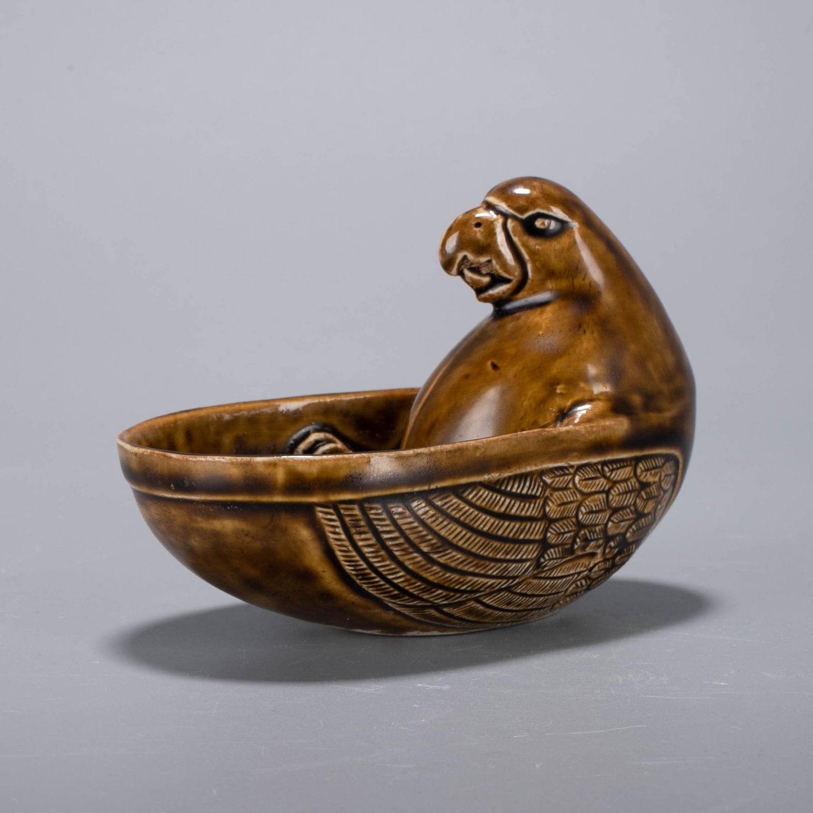 Brown parrot cup - 2