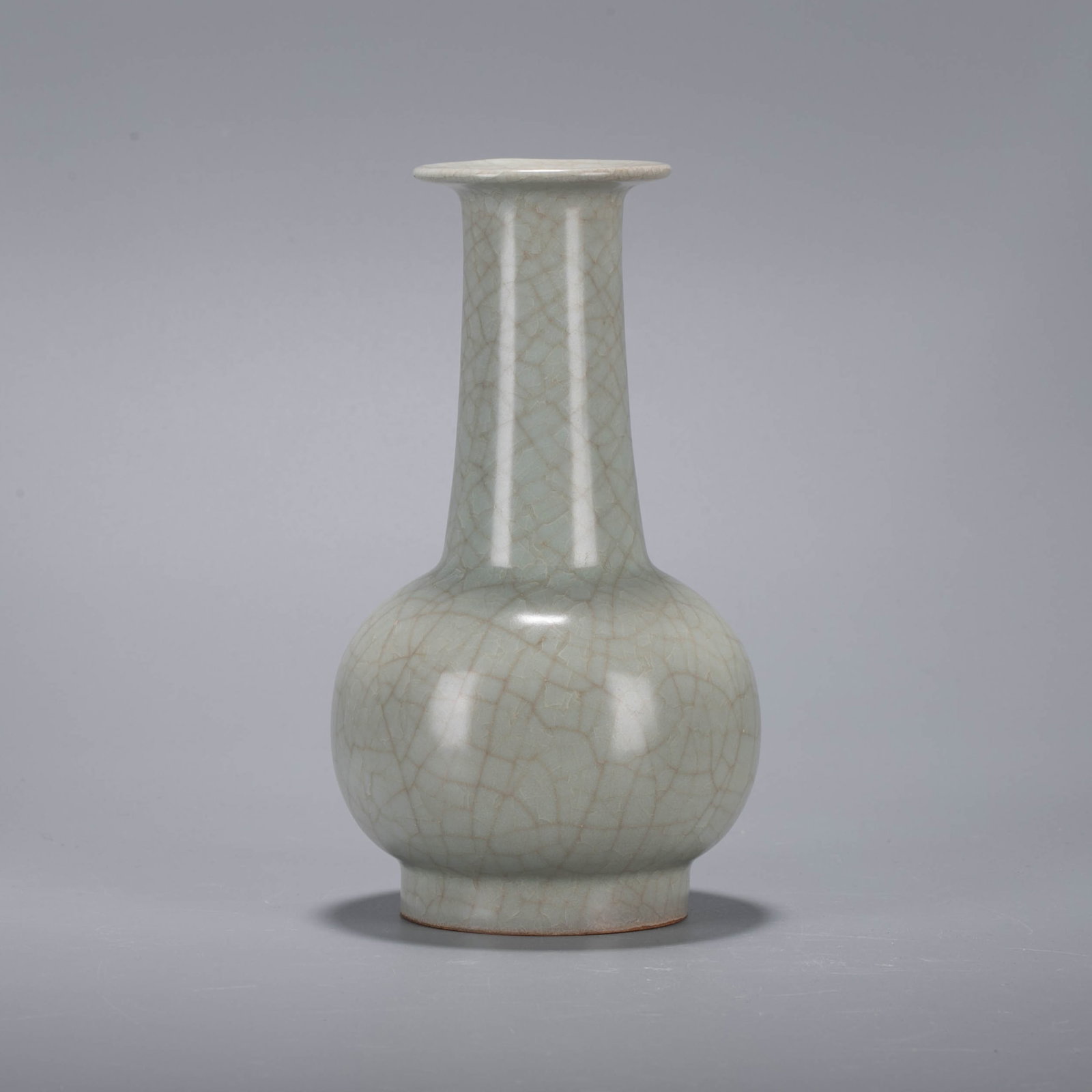 Longquan celadon vase - 2