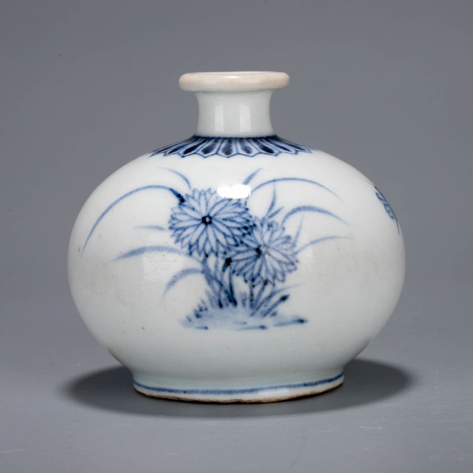 Akiko Madoka vase: Akiko Madoka vase