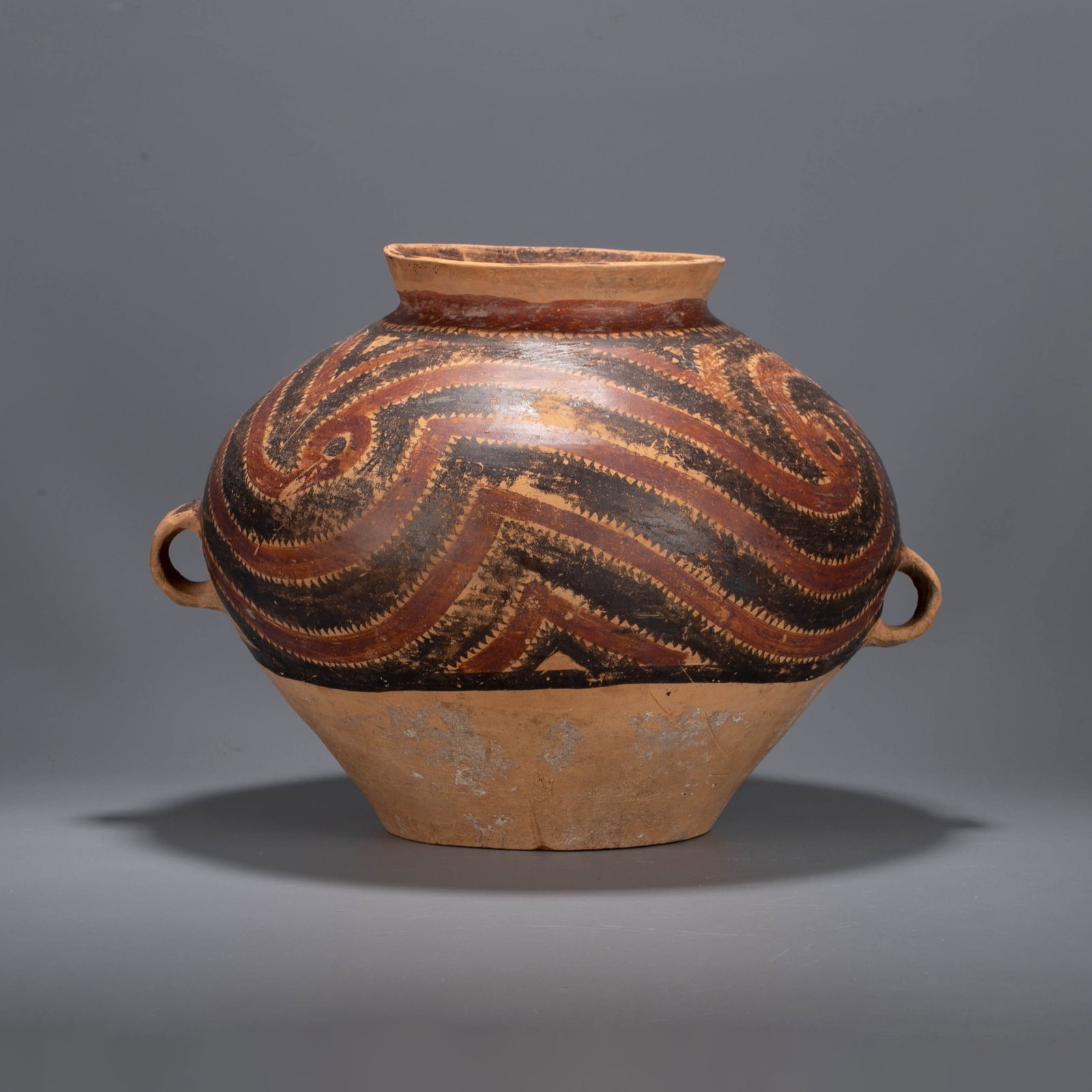 Majiayao culture Jomon binaural painted pottery jar: Majiayao culture Jomon binaural painted pottery jar