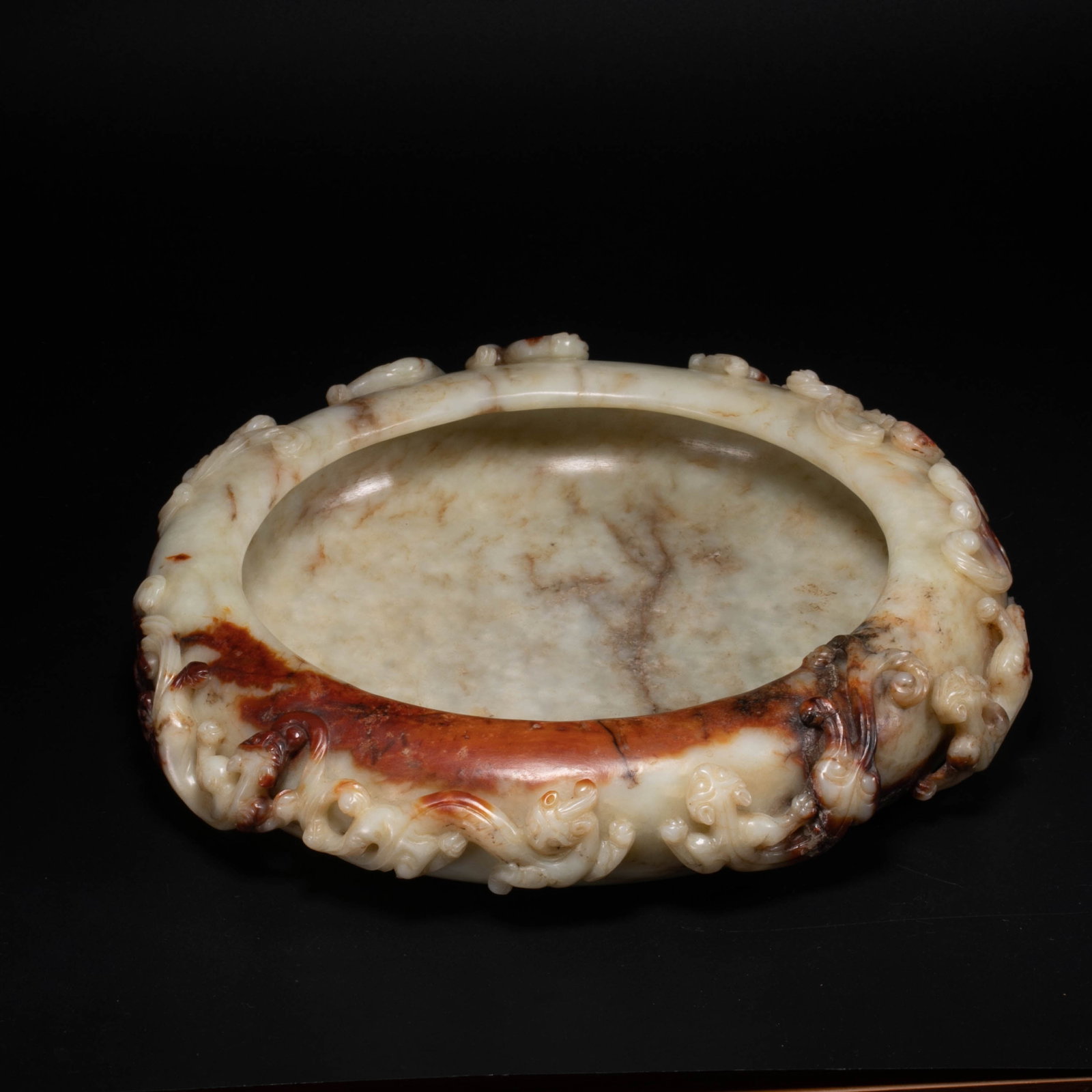 Qing Dynasty Jade Carving dragon motif Washed: Qing Dynasty Jade Carving dragon motif Washed