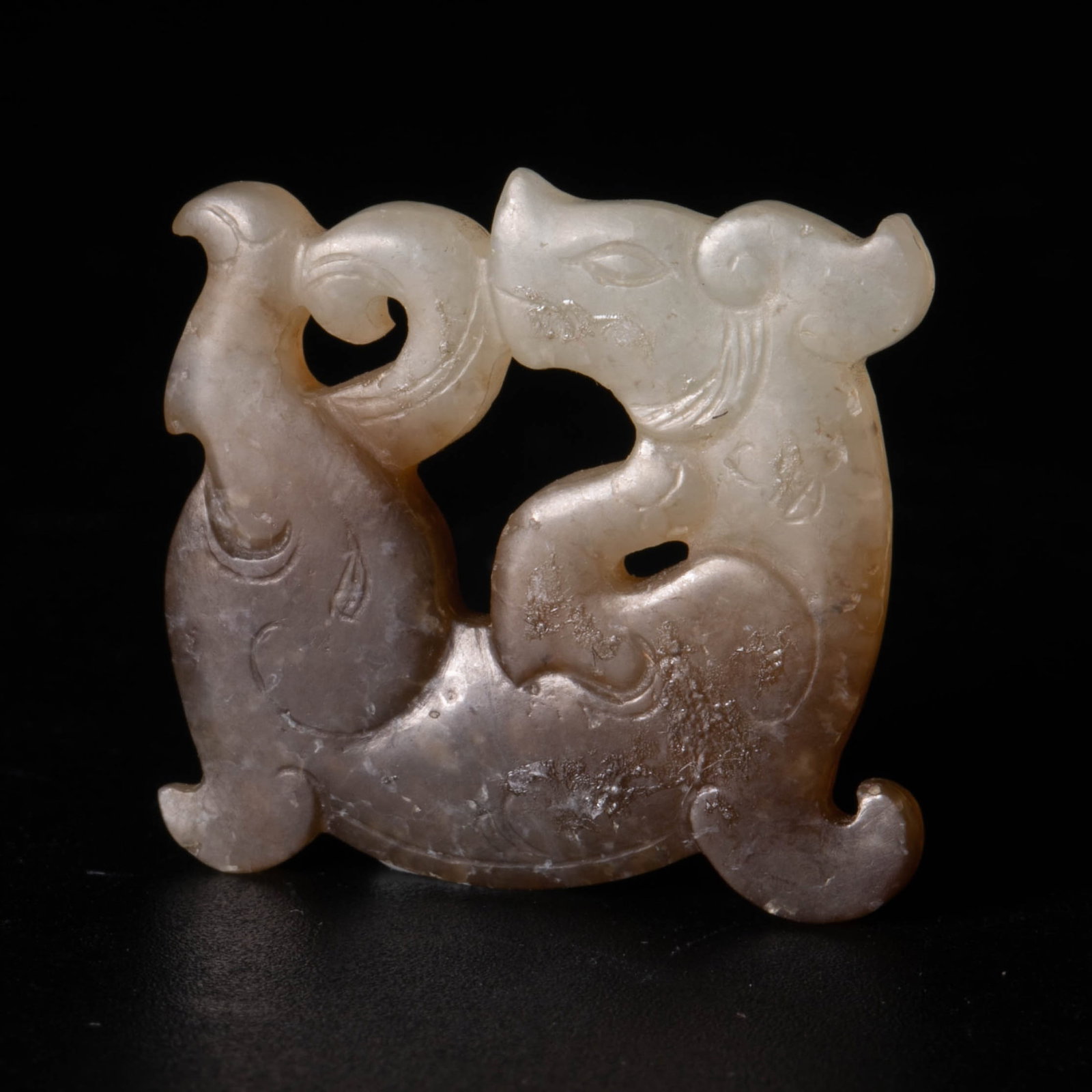 Warring States Period Jade Dragon: Warring States Period Jade Dragon