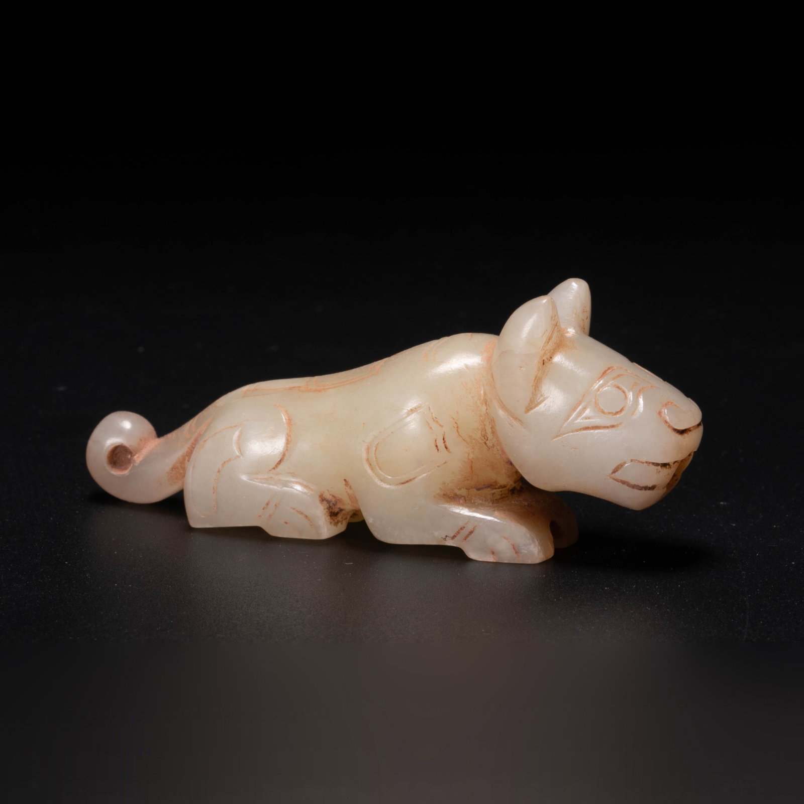 Western Zhou white jade Tiger: Western Zhou white jade Tiger