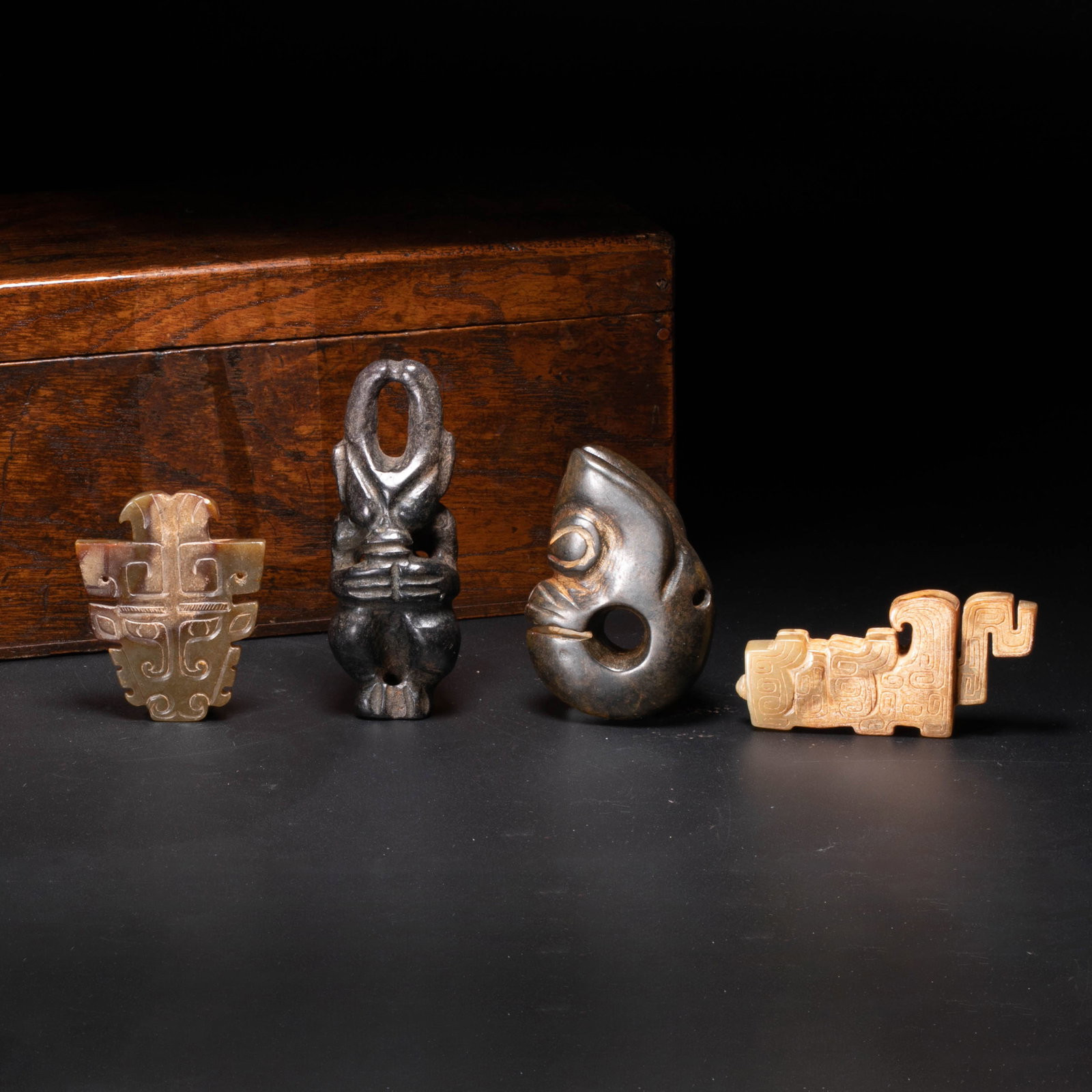 Warring Han jade carvings 4 pieces: Warring Han jade carvings 4 pieces