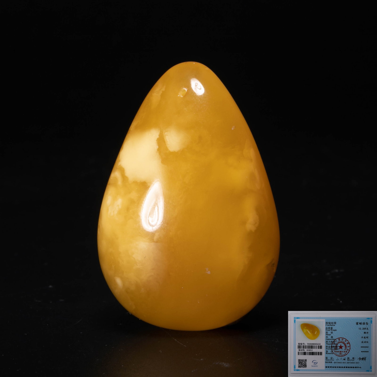 Beeswax pendant: Beeswax pendant
