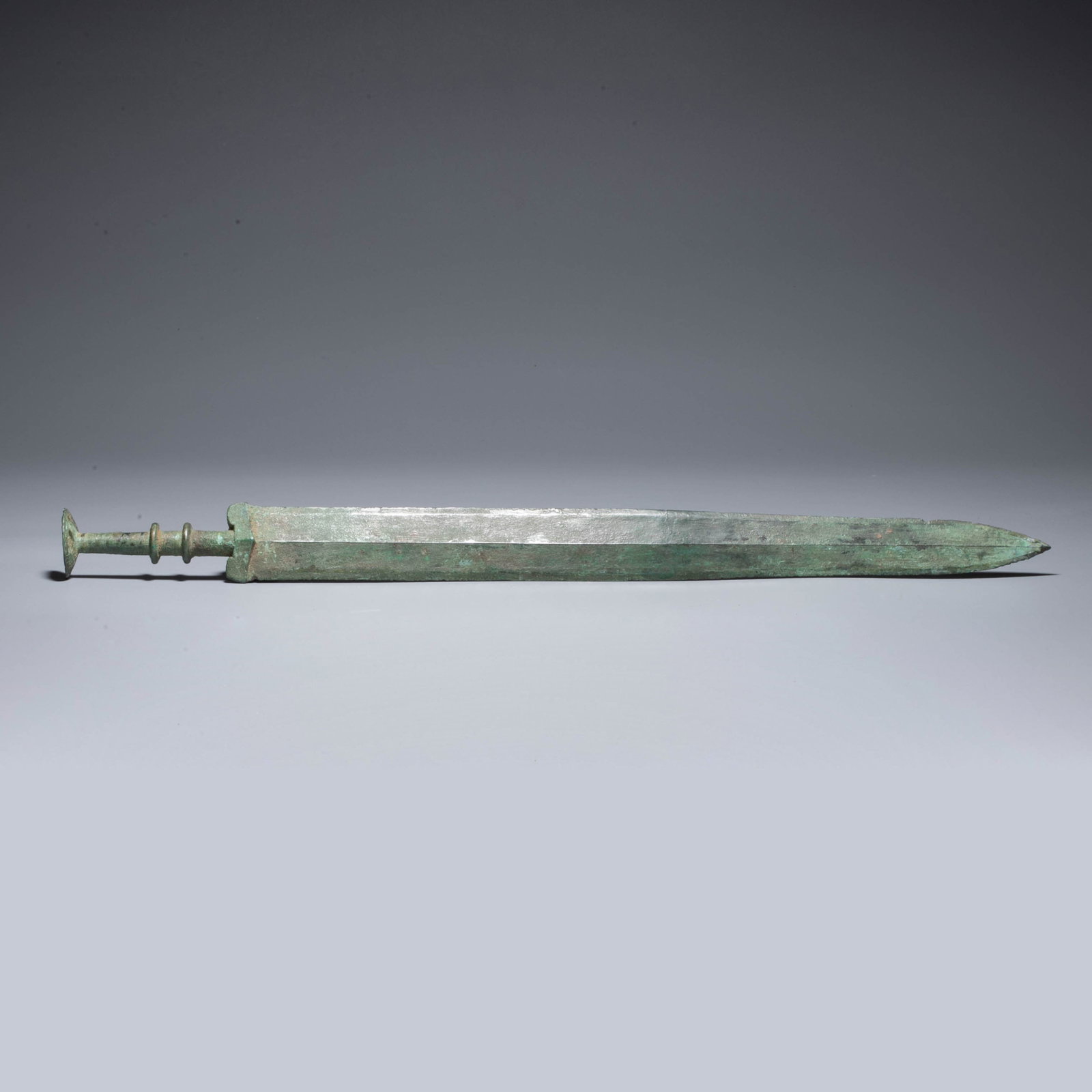 Warring States Period bronze sword (1 of 10)