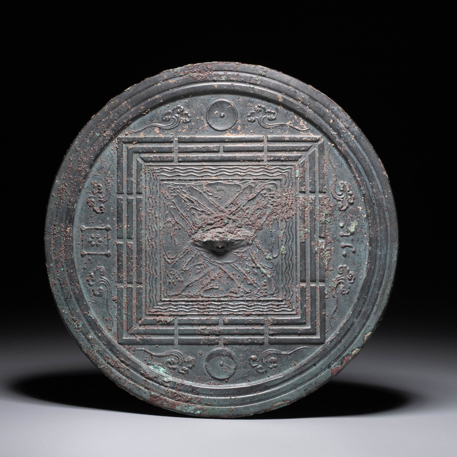 Tang Taoism bronze Mirror (1 of 8)