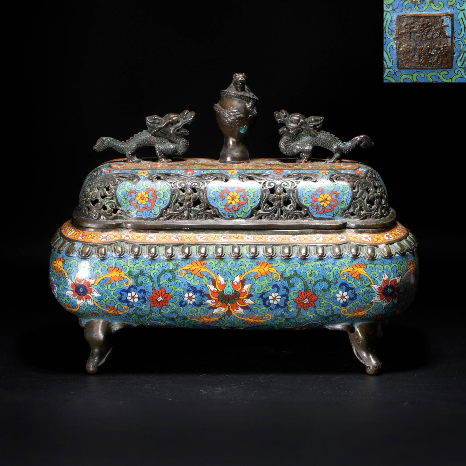 Qing Dynasty cloisonne enamel incense burner (1 of 13)