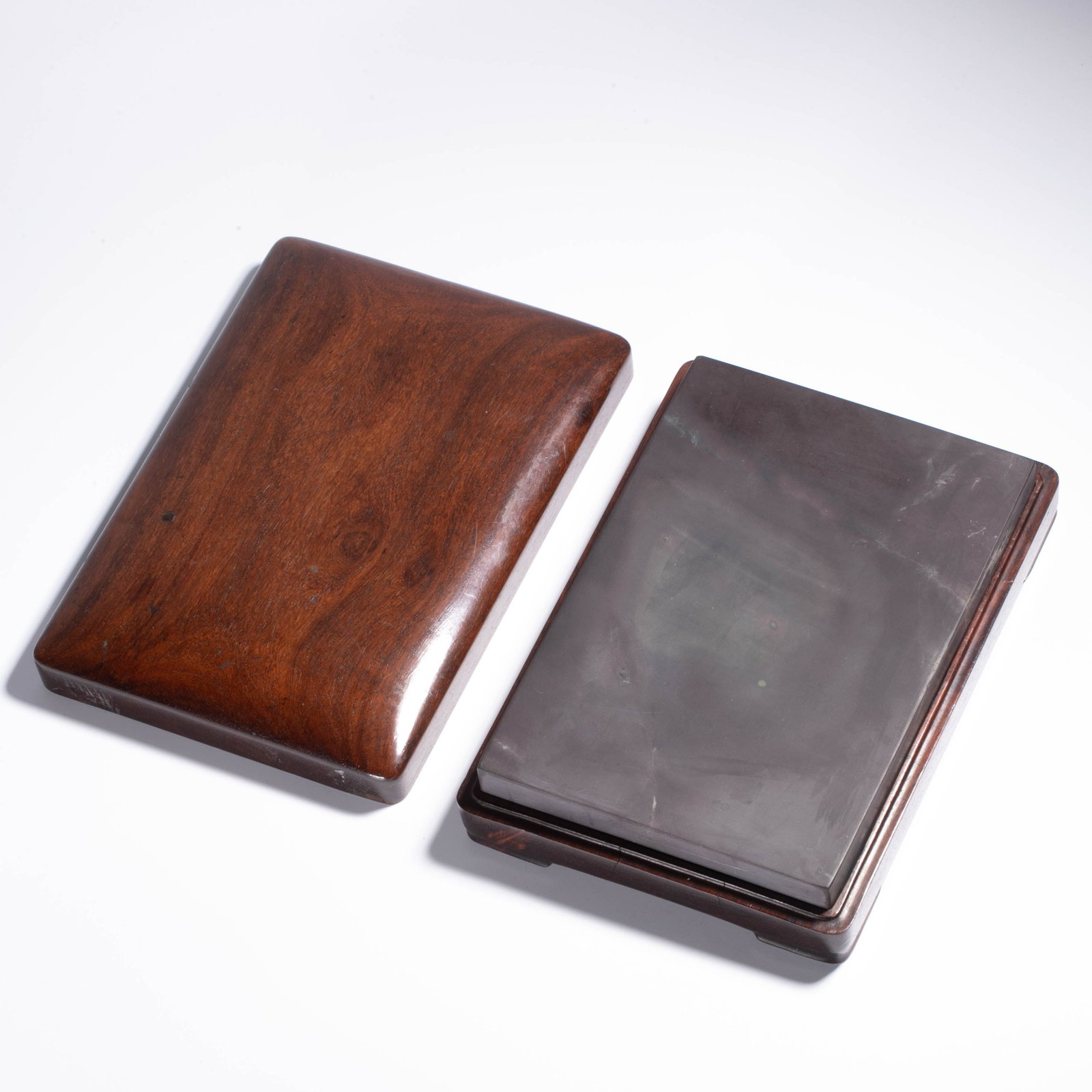 Qing Dynasty Duanxi Laokeng Shuiyan Fish Brain Frozen Plate inkstone Huanghuali Box: Qing Dynasty Duanxi Laokeng Shuiyan Fish Brain Frozen Plate inkstone Huanghuali Box