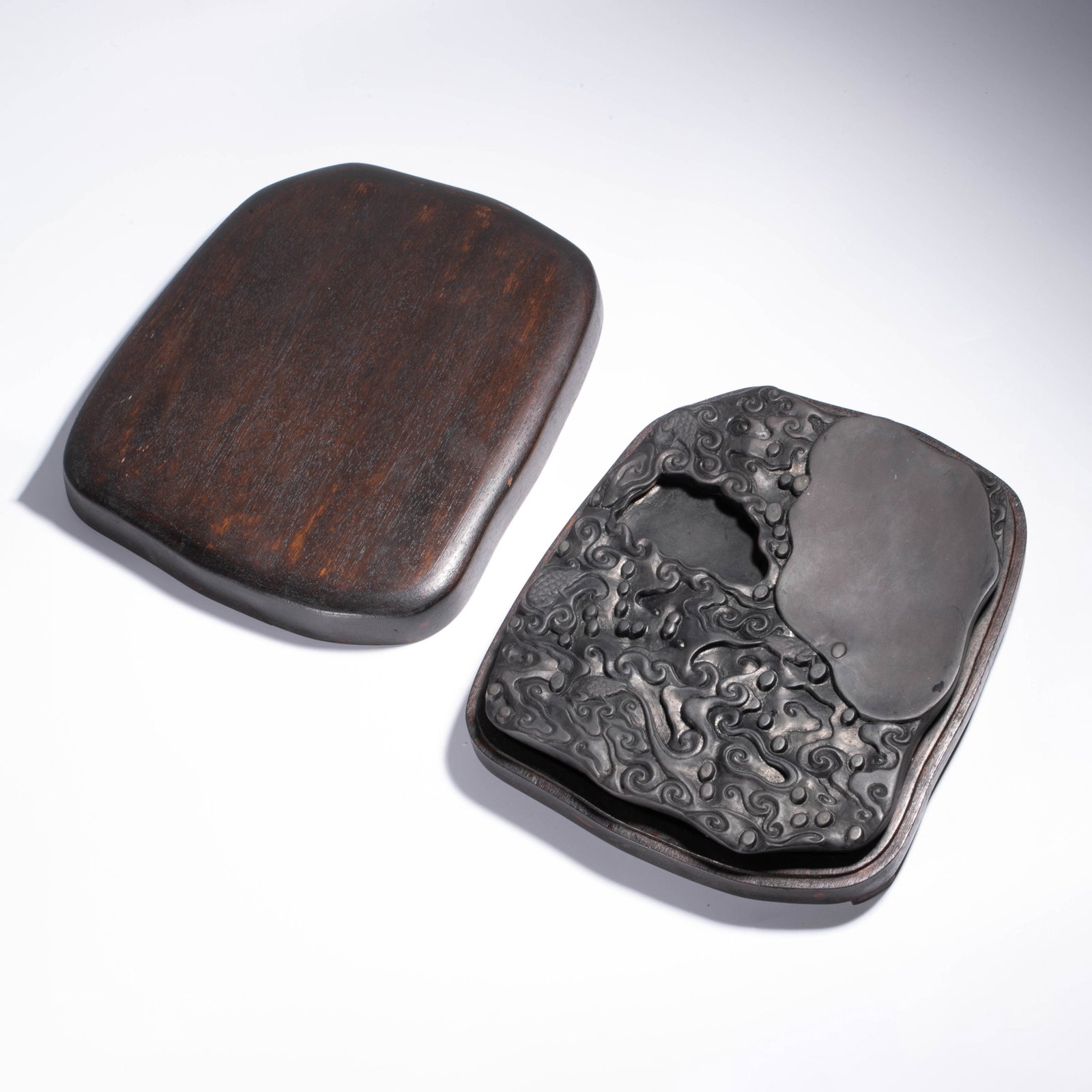 Duanxi Jiukeng Shuiyan Yunlong inkstone: Duanxi Jiukeng Shuiyan Yunlong inkstone