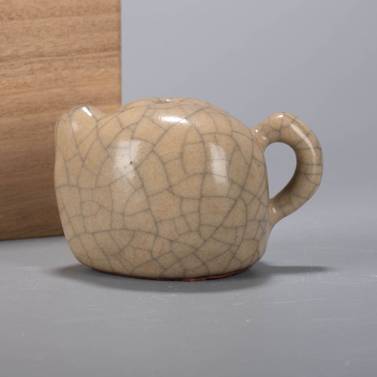 Yuan Ge ware water drop (1 of 7)