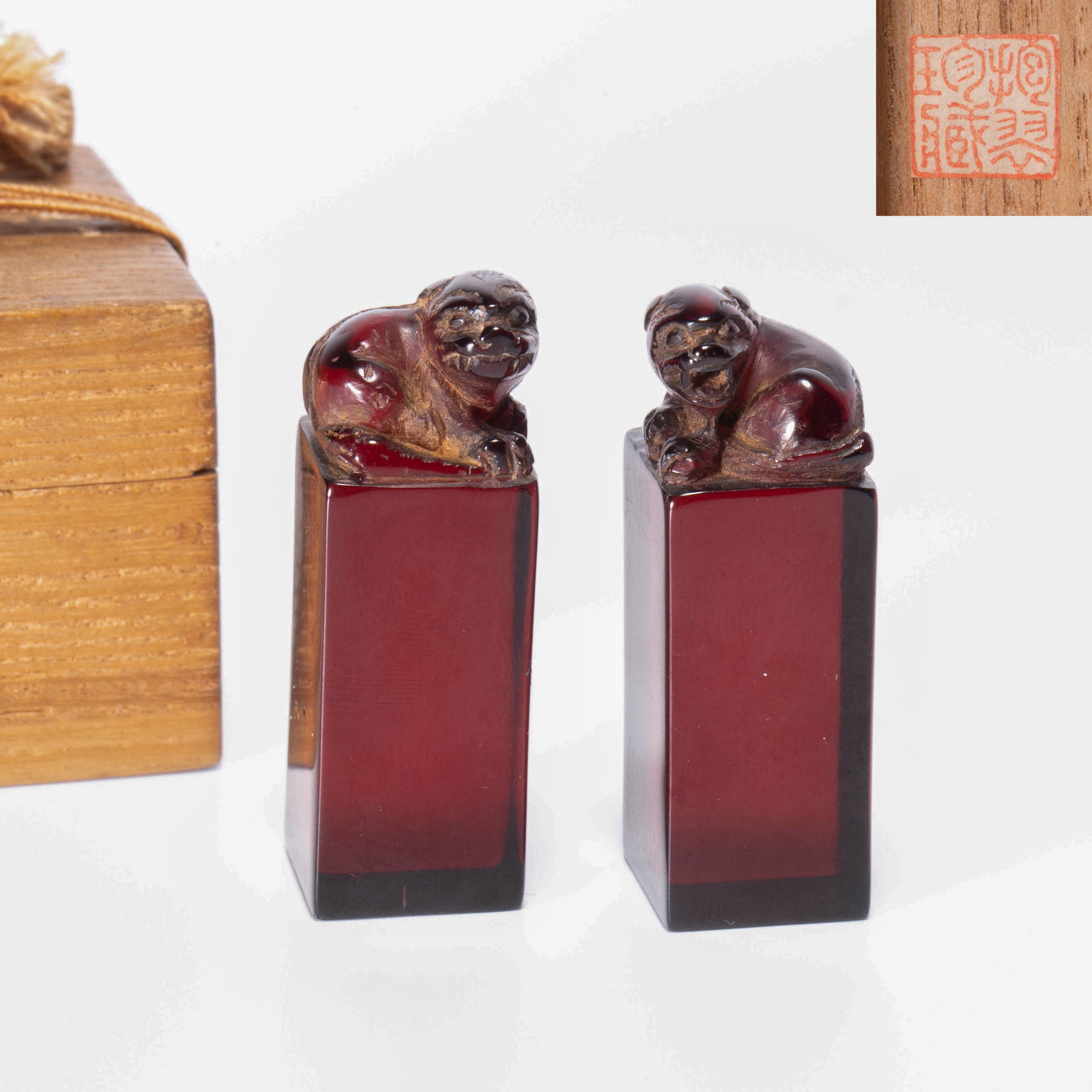 Qing Dynasty red amber seal: Qing Dynasty red amber seal