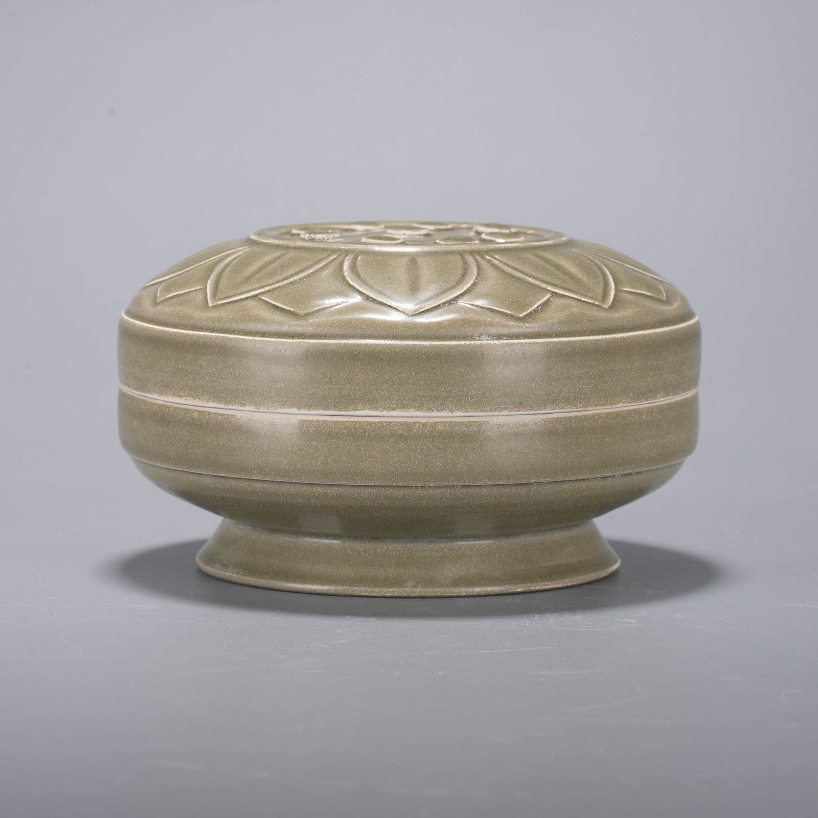 Yue ware Incense box - 7