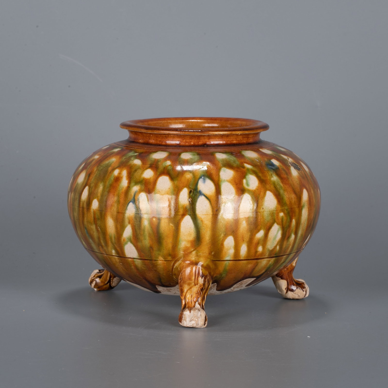 Tang Dynasty Sancai three-legged incense burner (1 of 5)