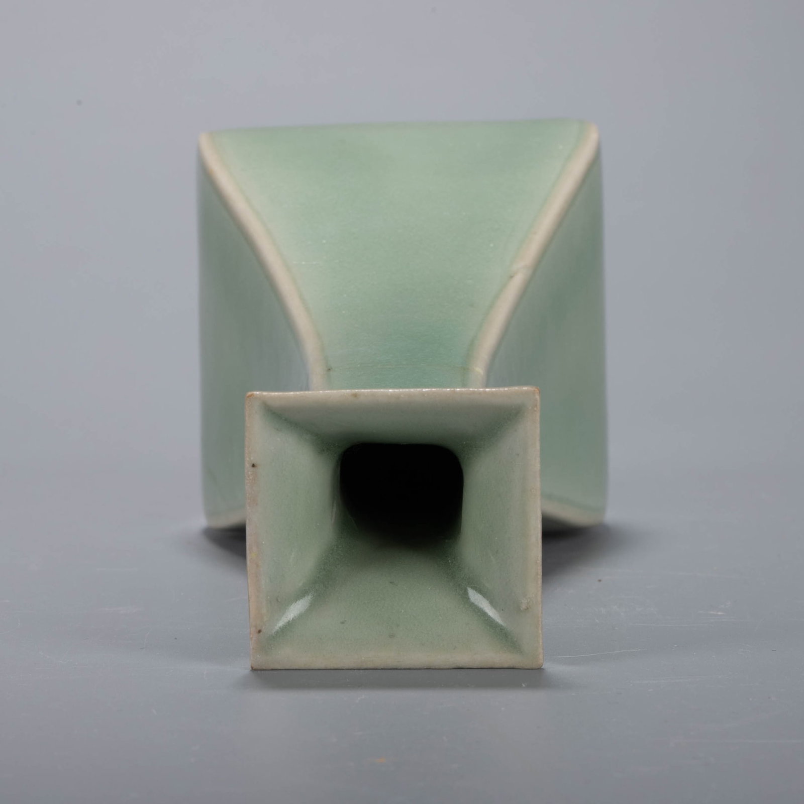 Longquan celadon flower vase - 6